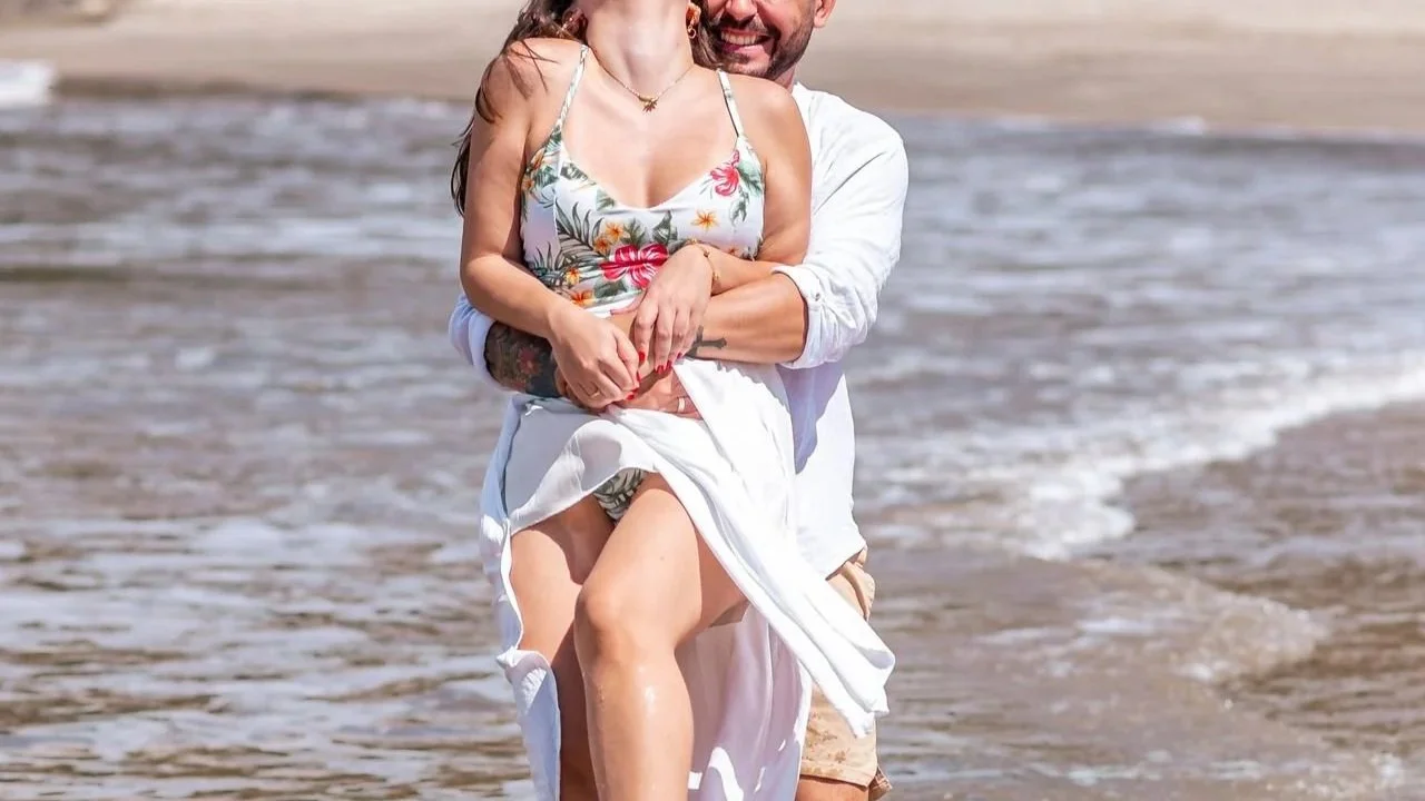 Couple on their honeymoon.
