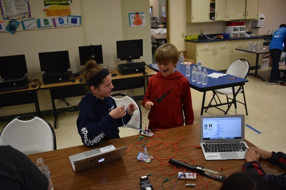 WMSI Mobile STEM Lab Fall Coding Projects!