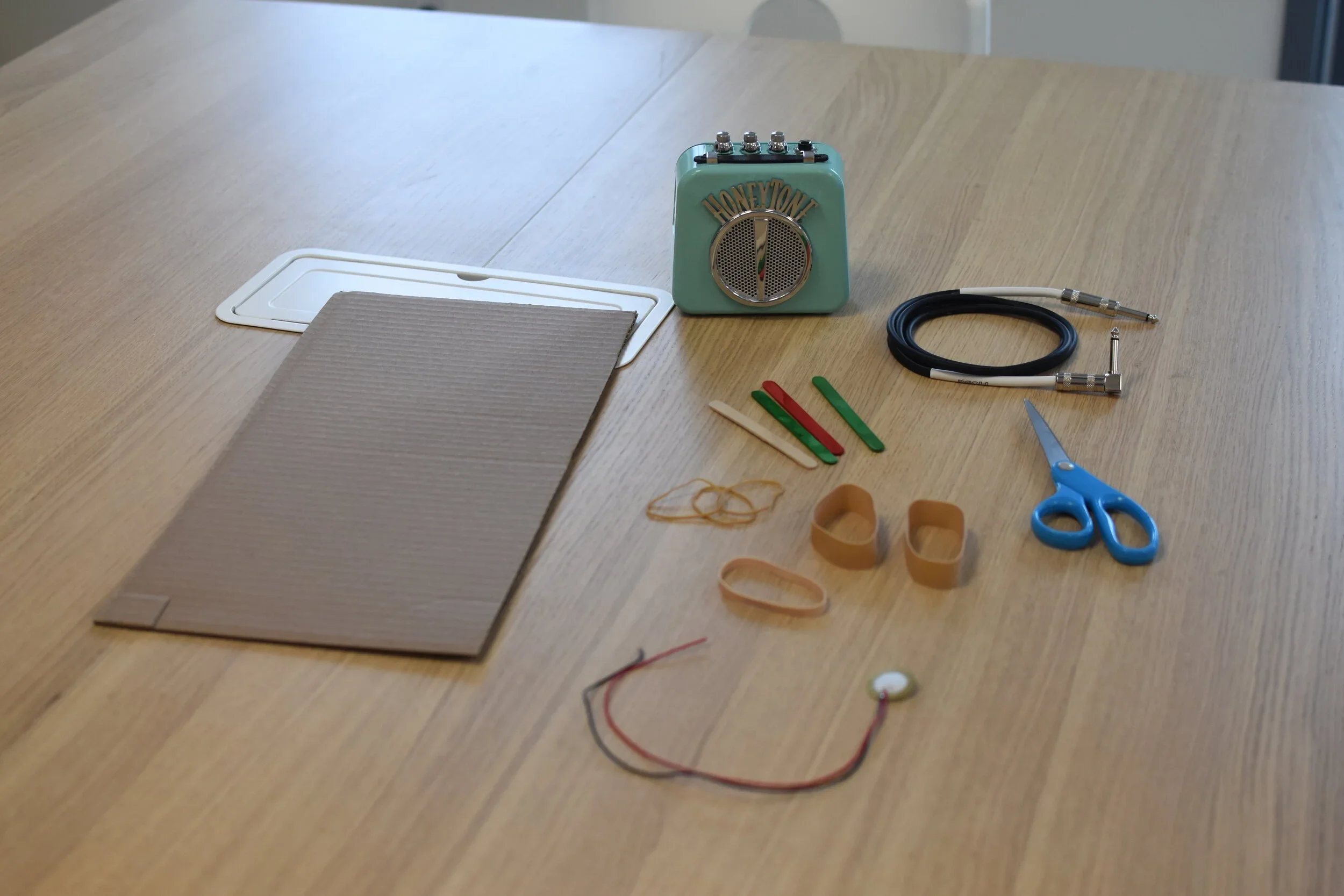 WMSi Electric Rubber Band Instruments