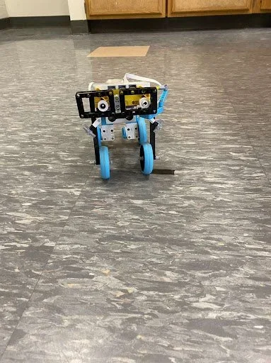 Teacher Spotlight: Teaching Evolution with Robotics