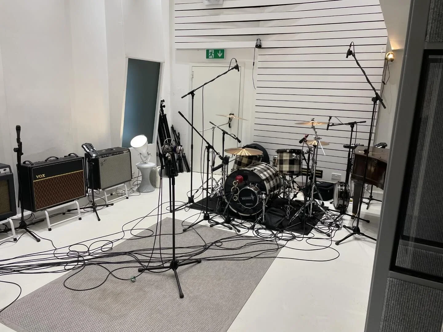 live room 1.jpg
