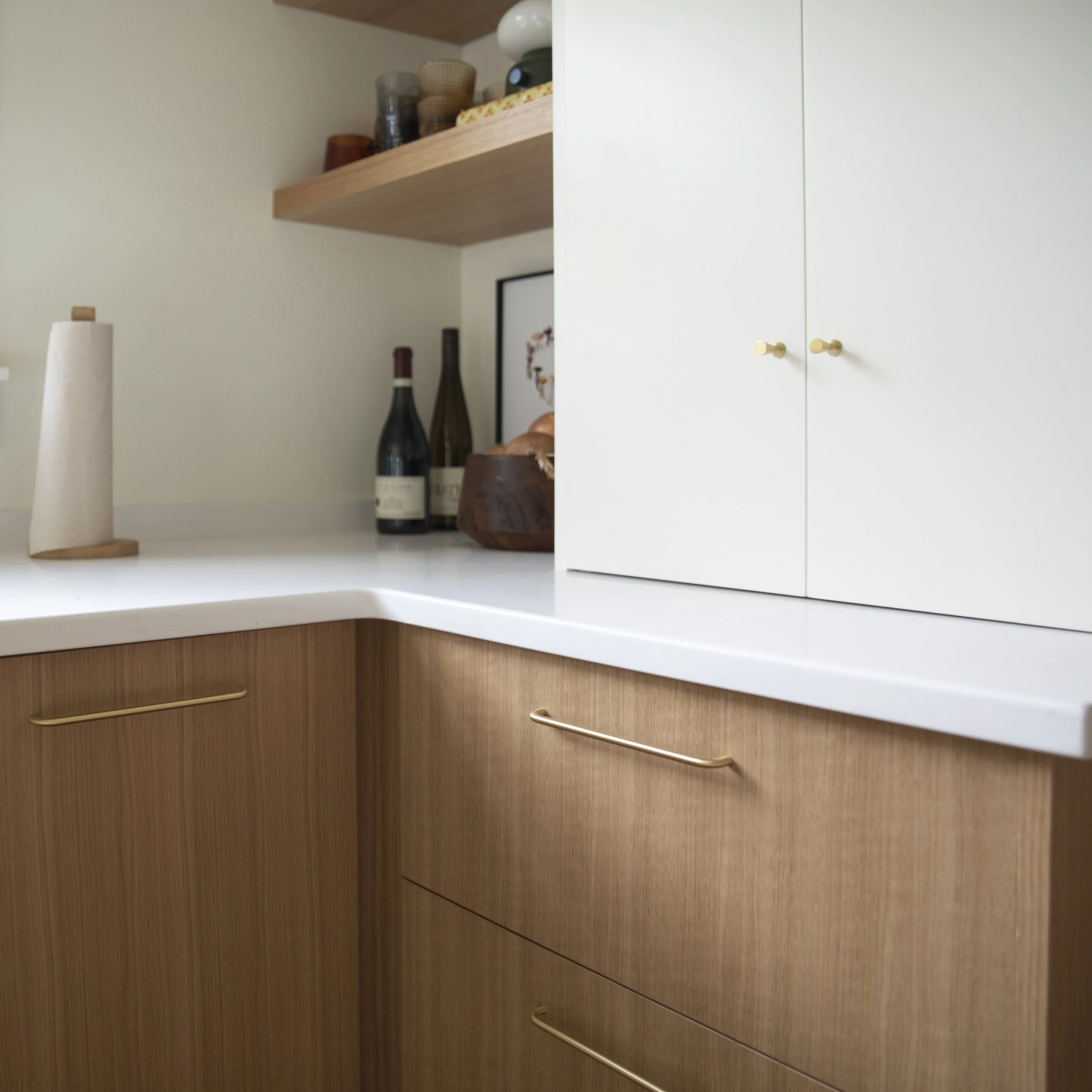 corner-floating-shelves.jpg