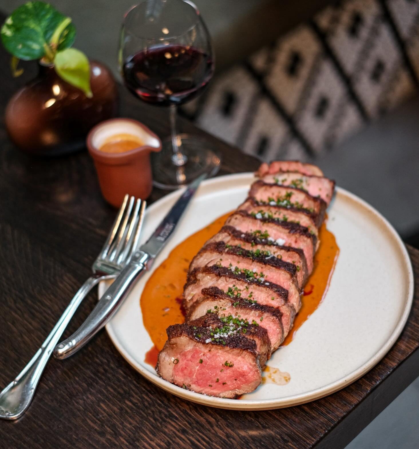 SUNDAY DINNER IS CALLING 🥩

Let us handle your dinner plans tonight! $80 for a three-course dinner for two. Includes a starter, two second course dishes, and an entree to share 🤤

OR 

BURGER / FRIED CHICKEN SANDO &amp; MARTINI COMBO AVAILABLE ALL 