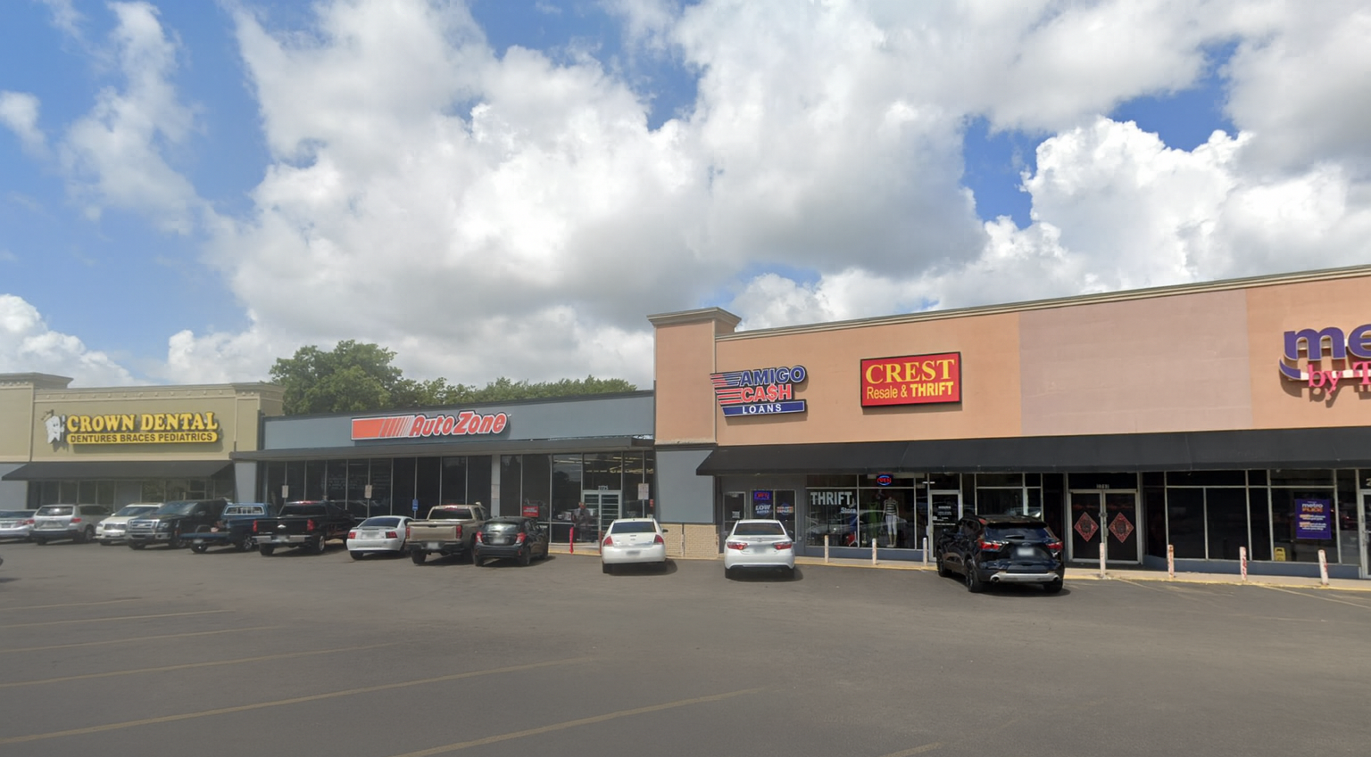 Crest Plaza Shopping Center