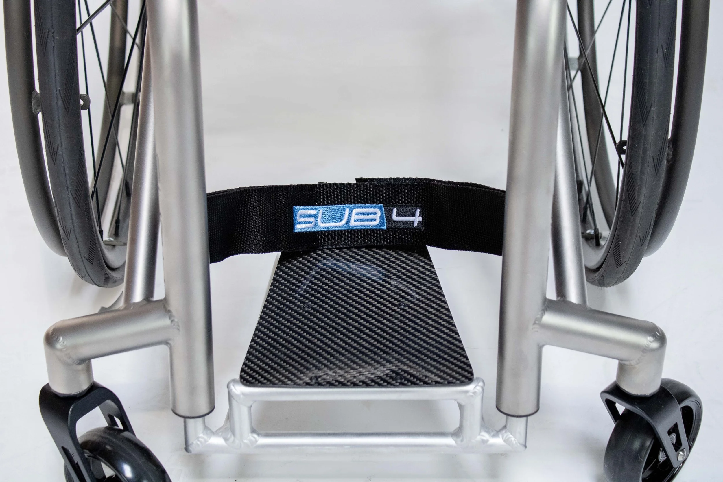 bike-on-rgkoctave-sub4-chair-3.jpg