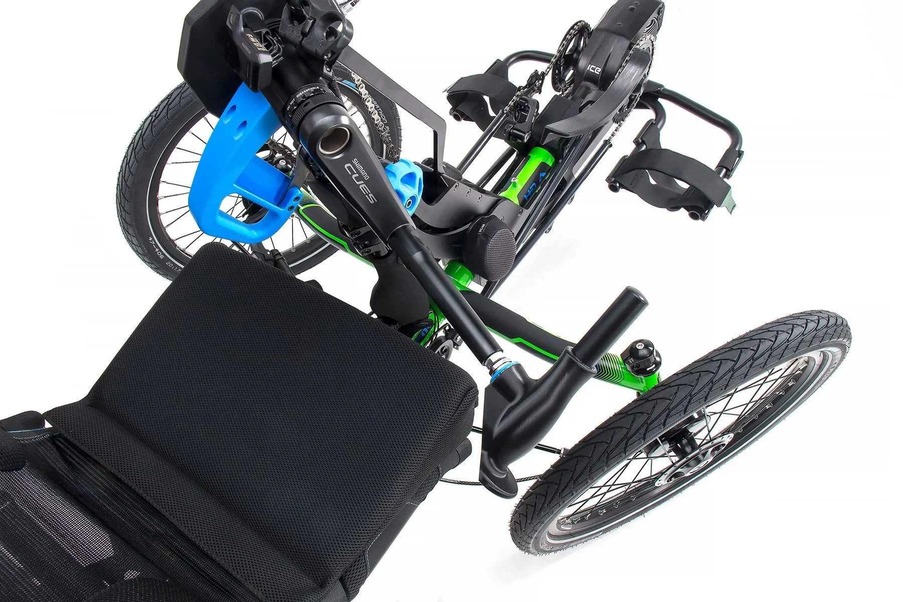 Adventure-HD-Handcycle-turn.jpg