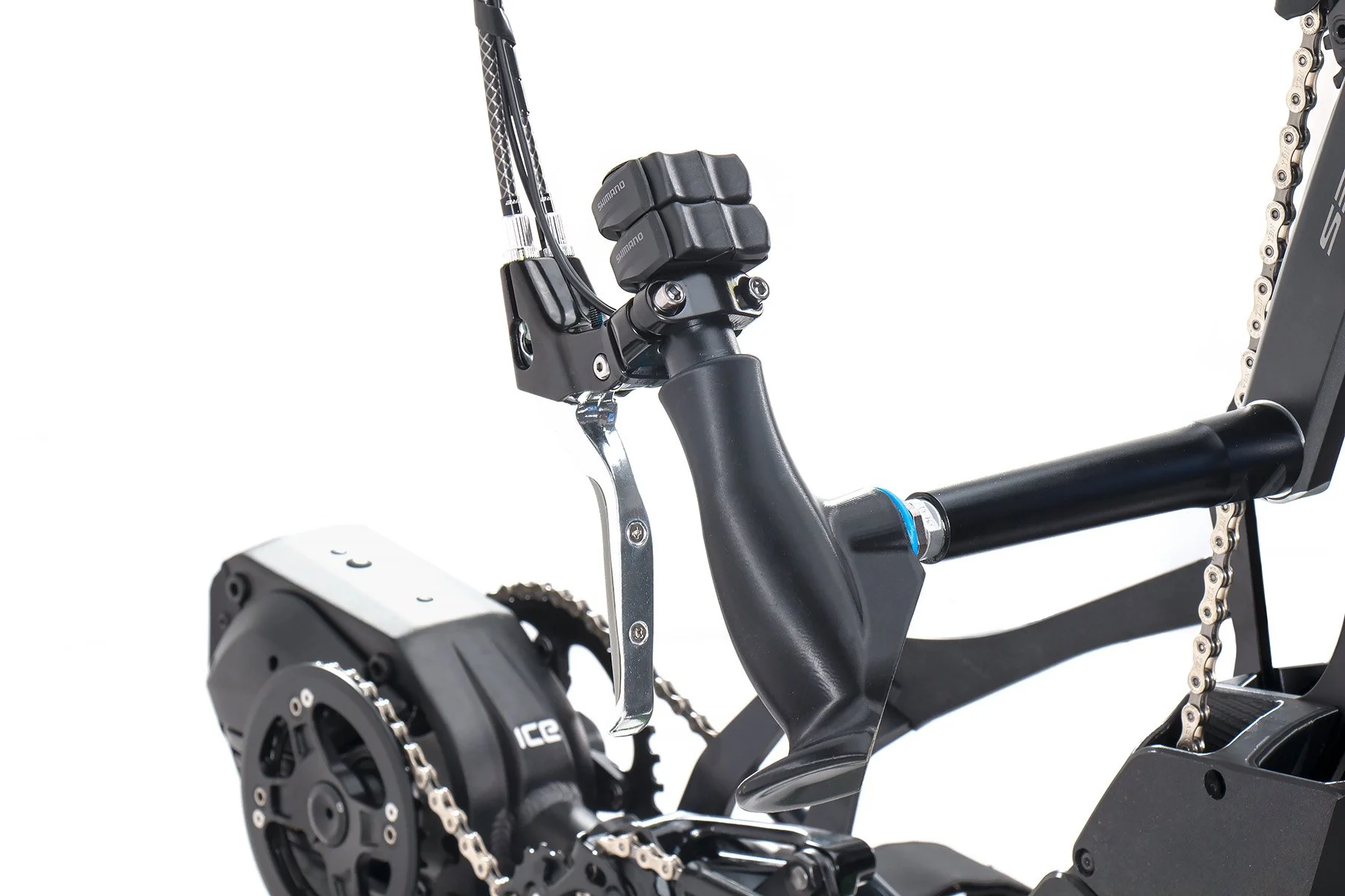 Adventure-HD-Handcycle-controls-closeup.jpg