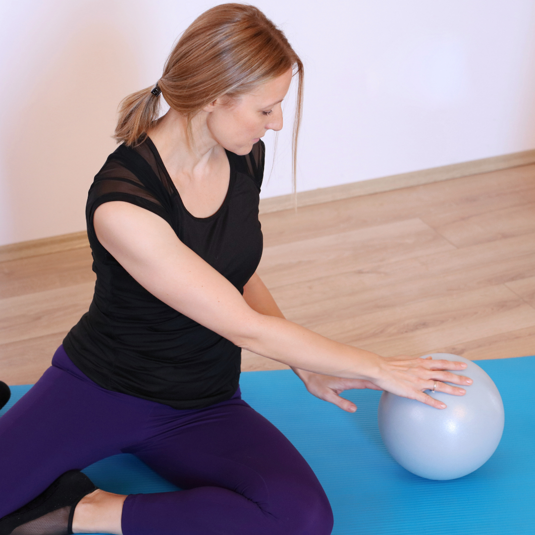 Yamuna Body Rolling - Chest &amp; Shoulder Opening