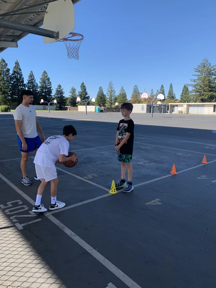 Athletes training with RH Basketball Academy