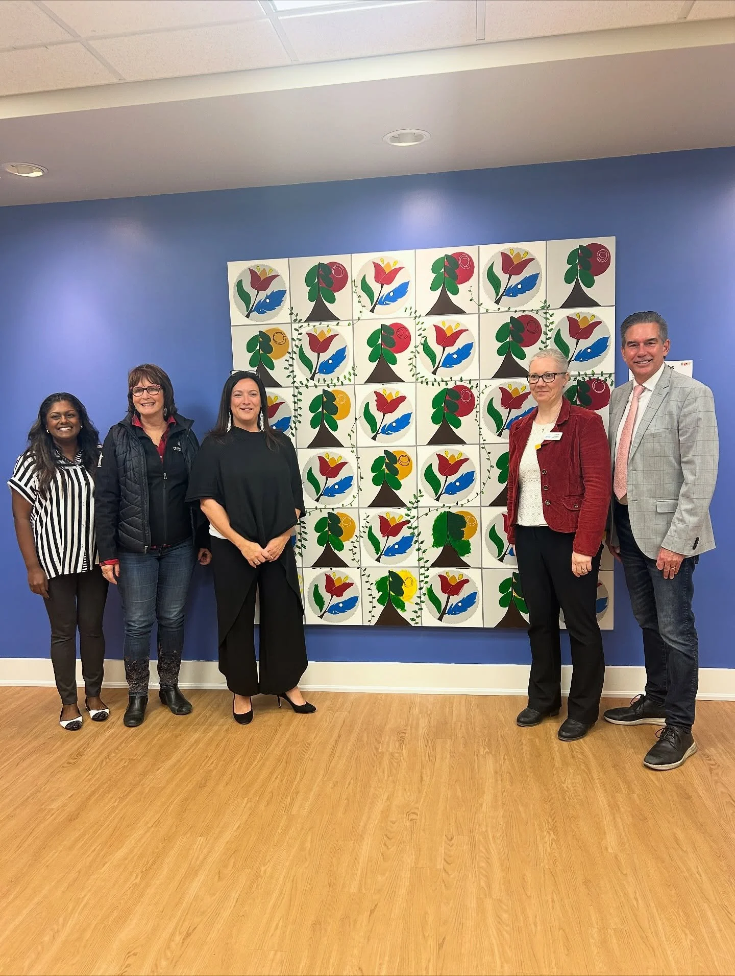 I was proud to join our community in Breslau to unveil a mural created by local artist Jen Horst and residents during the 3rd annual Multicultural Festival of Elmira.
Thank you to Hearts Open for Everyone and Woolwich Township for supporting this vi