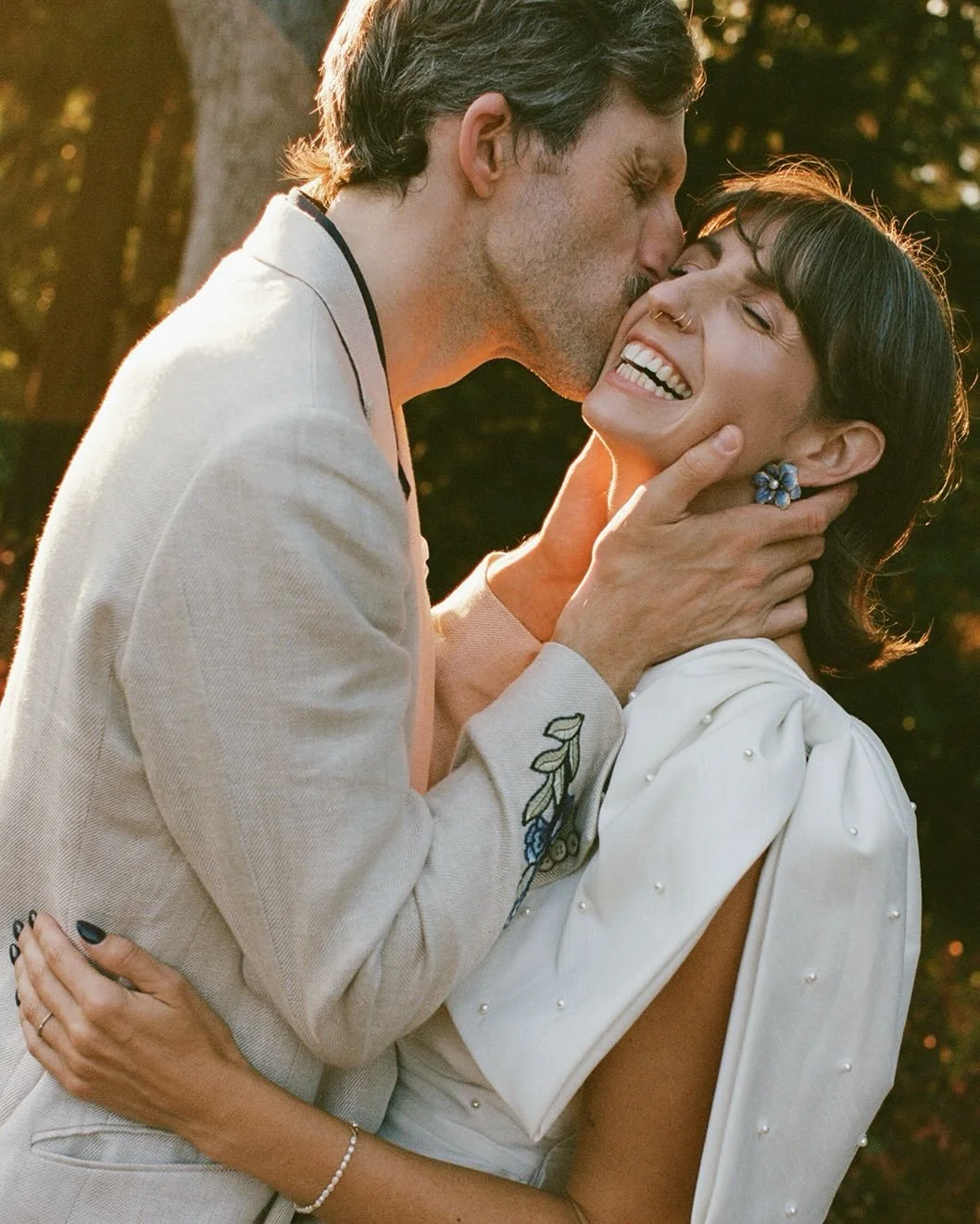 Come April Film is a wedding photography collaboration between Kylie Randall and Michael Rawlings. With a connection based approach, they serve the Pacific Northwest region. Come April Film has a non-intrusive approach, aiming to capture the palpable