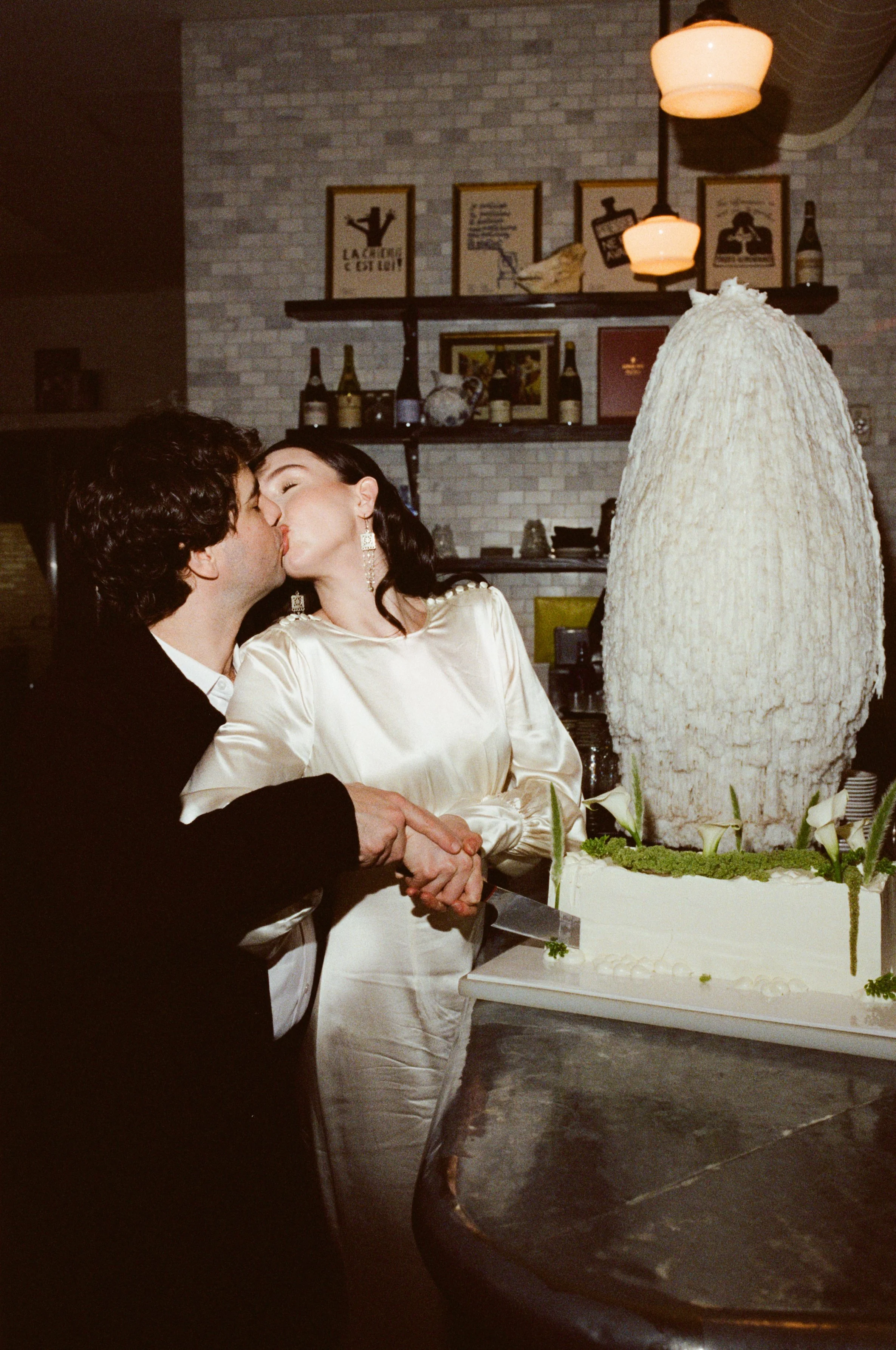 portland oregon wedding photographer