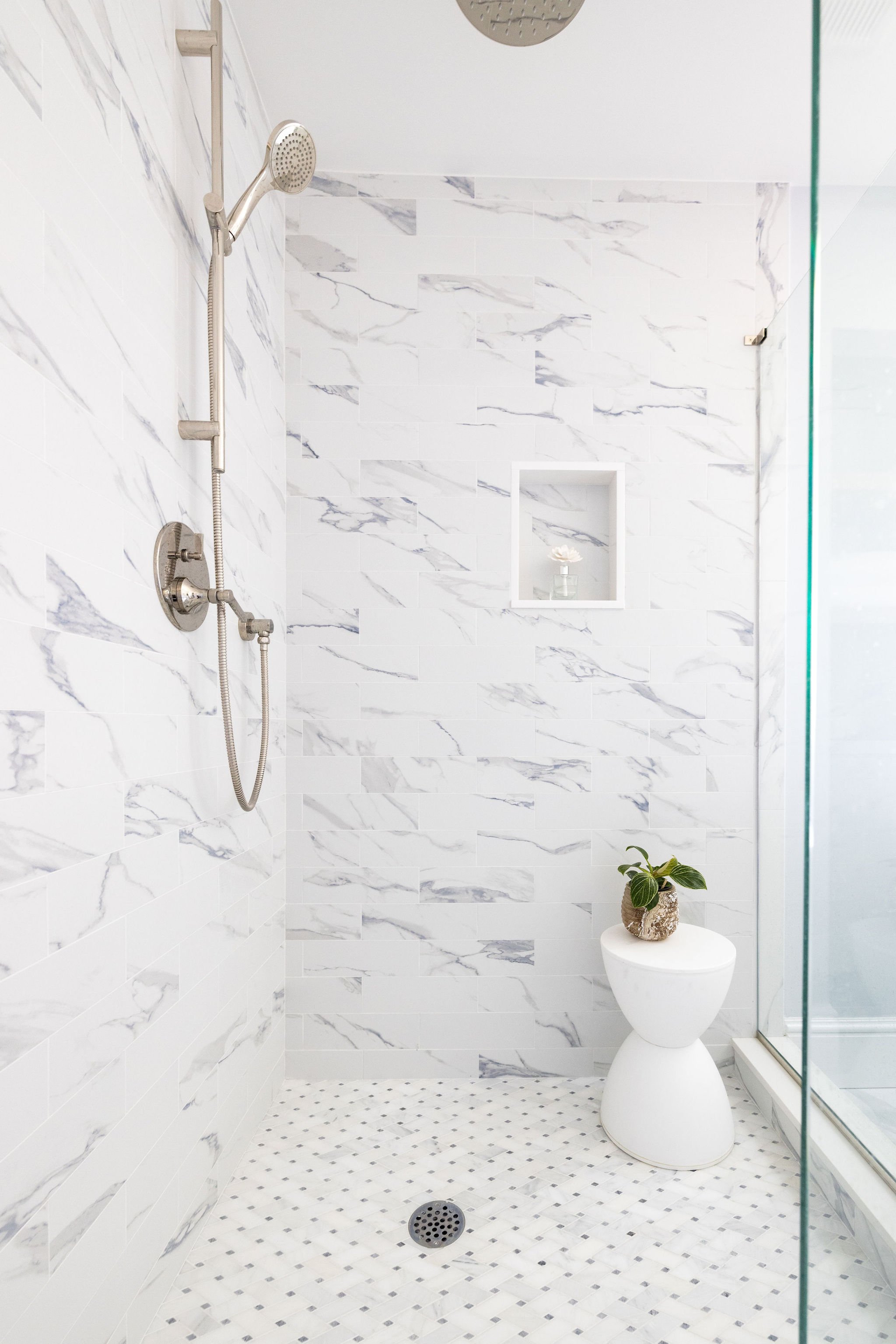 shower2bynewlightcreativeservices.jpg