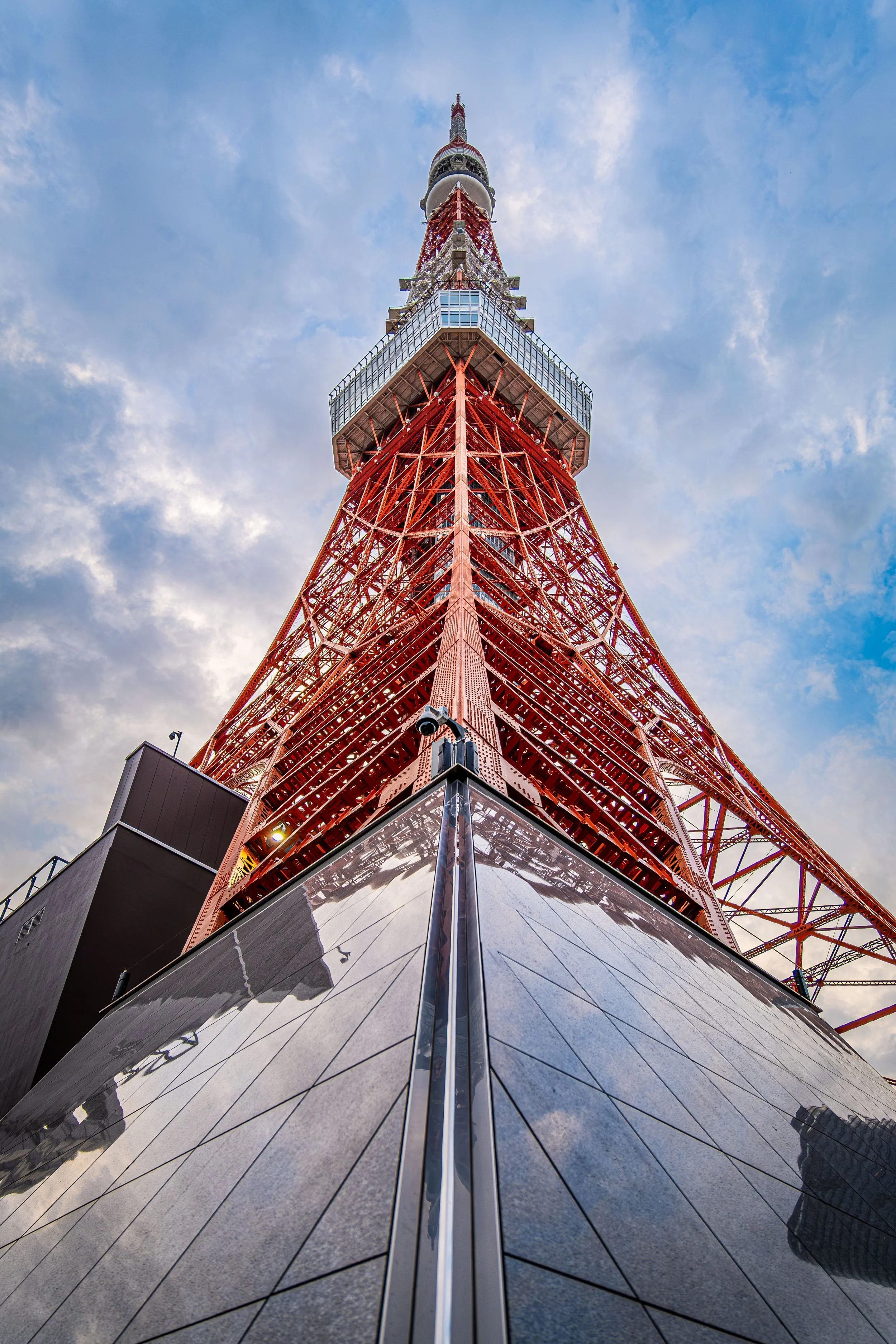 Standing on the corner of Tokyo Tower