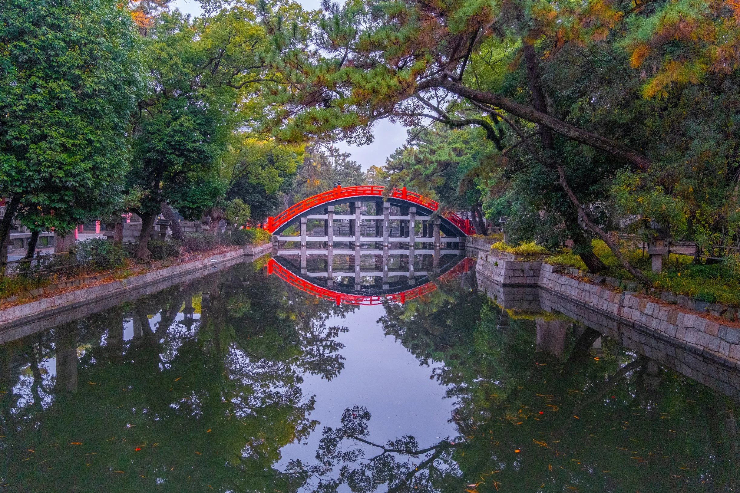 The famous Sumiyoshi Taisha bridge