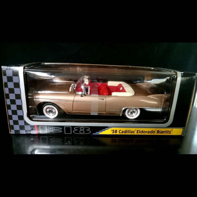 1958 Cadillac Eldorado Biarritz 1:18 Scale Die Cast Delux - Yat Ming. Flawless!