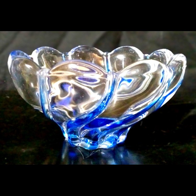 Mikasa Sapphire Tinted Crystal Bowl - New!