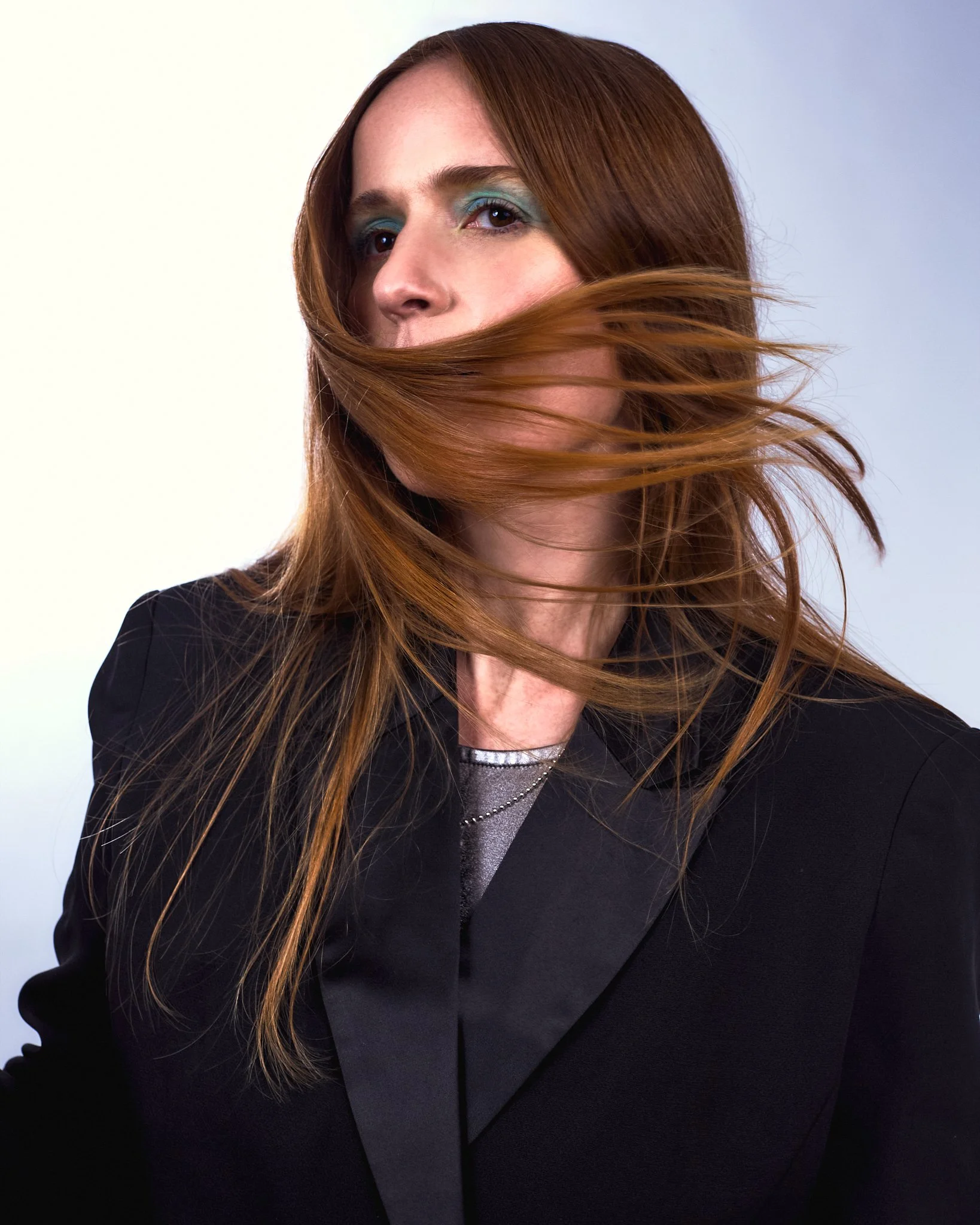 ANNA PRIOR FINAL CROPS_SOCIALS 7.jpg