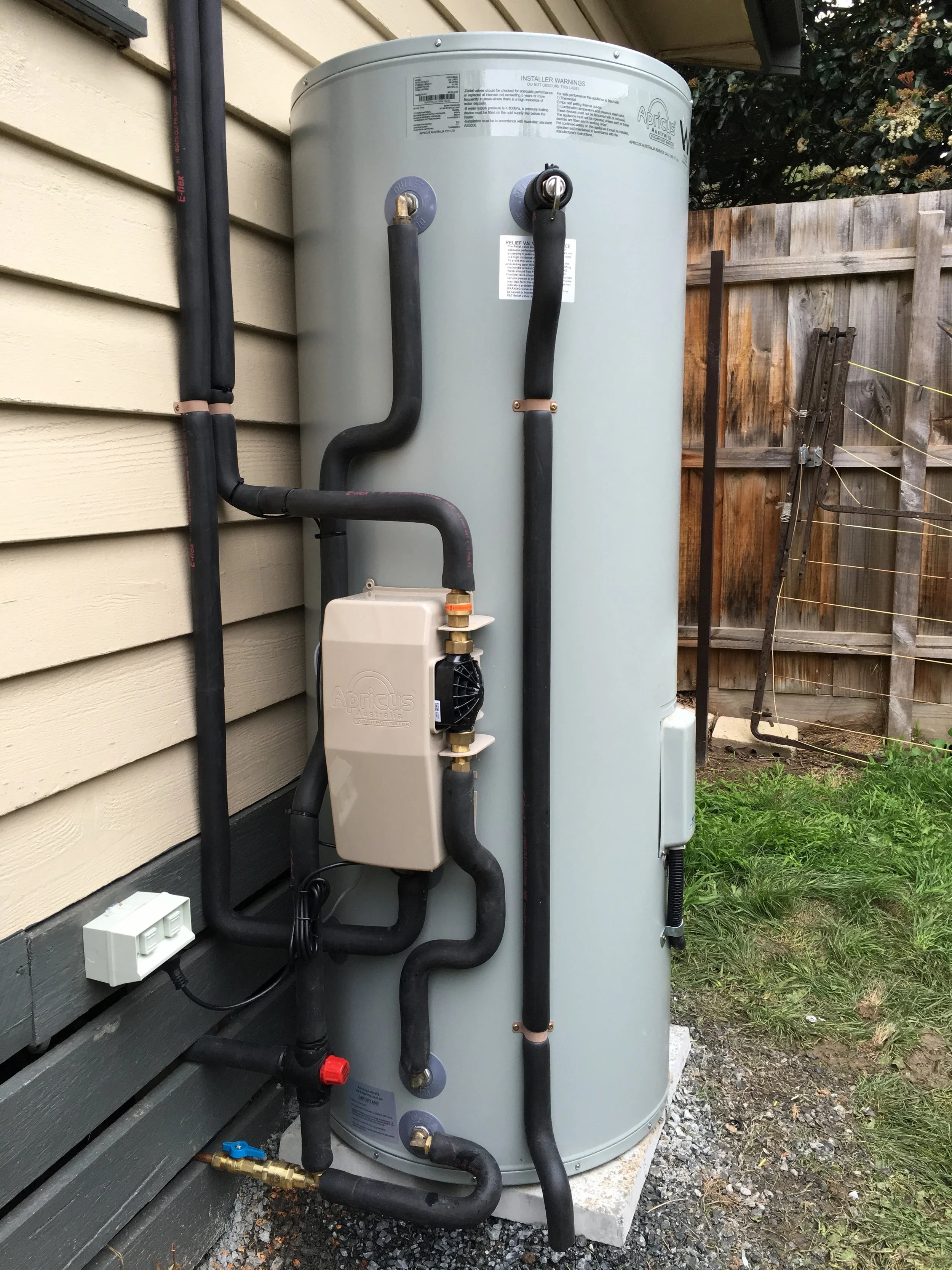 Solar Hot Water Split System installed in the Yarra Valley by Zenplumb