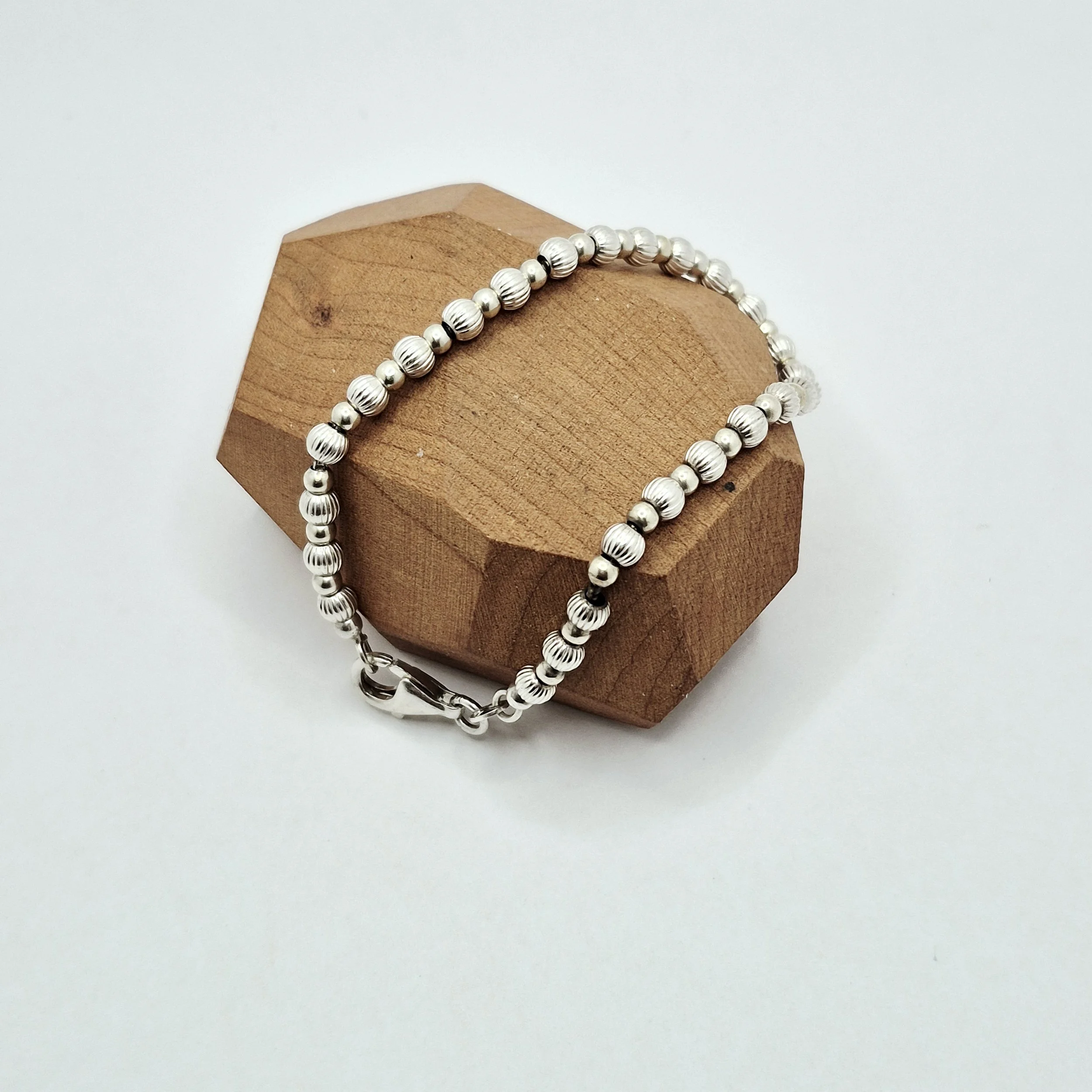 Elegant sterling silver bead bracelet for women, minimalist handcrafted jewelry