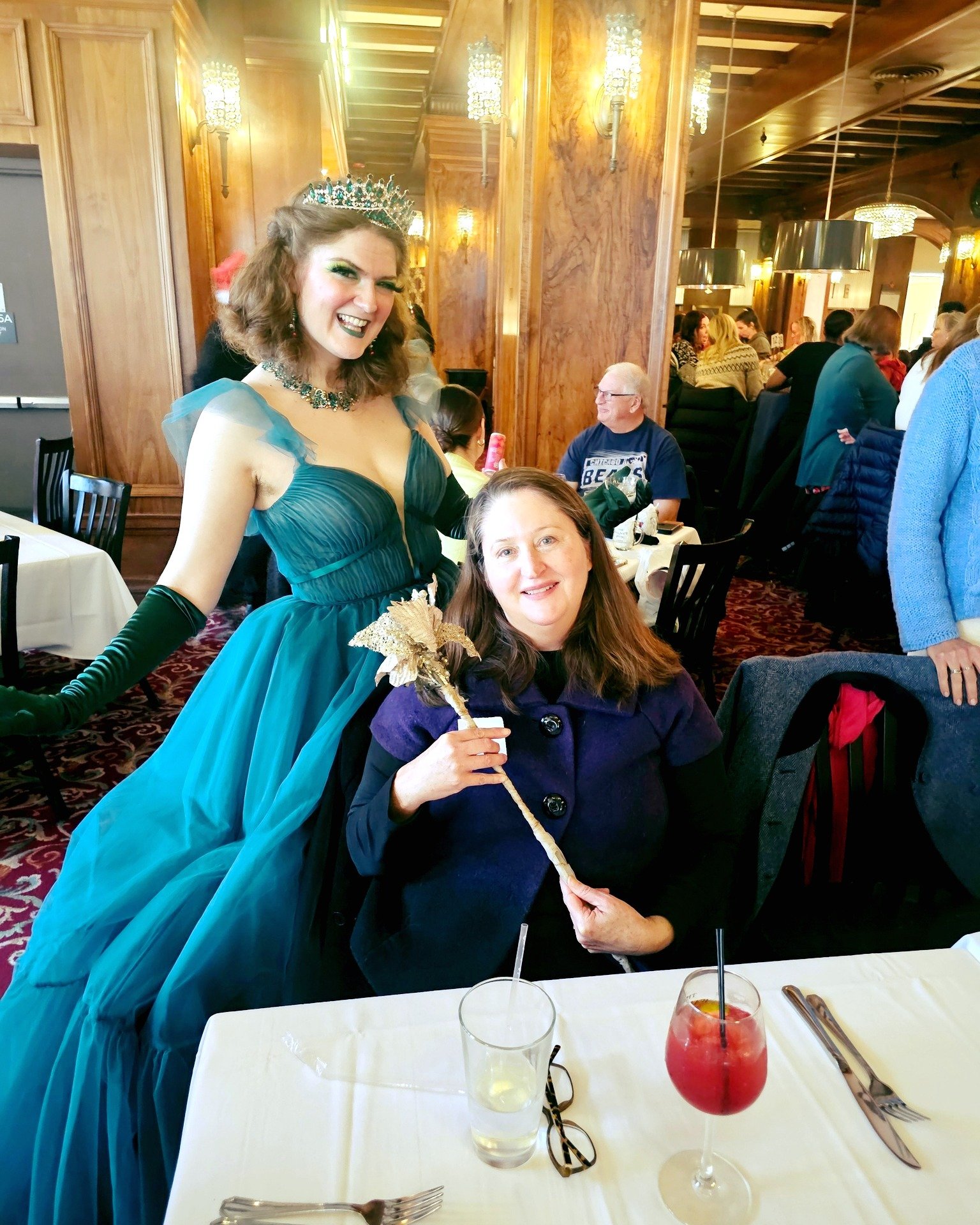 "Happy Holidays to you and yours! 🎄🎁

Our Fifty+ Collective recently enjoyed some holiday fairy magic at the Walnut Room, and the photos were too cute not to share today. A special shoutout to SIG leads @blancheeroberts and @peggytitterington,