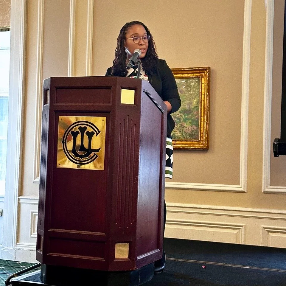 Yesterday's luncheon with Carol J. Sharp, President &amp; CEO of @thenightministry, opened up important dialogue about homelessness in Chicago while challenging us to think about how our own lived experiences shape the way we move through the world.
