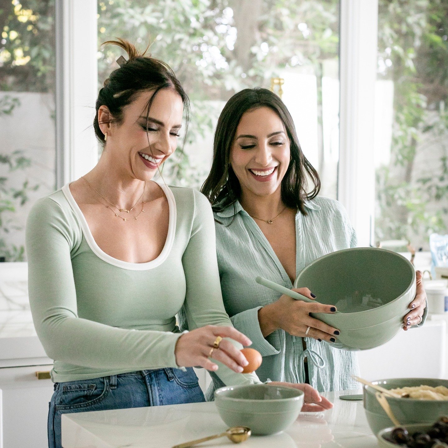 Meal planning doesn&rsquo;t have to be stressful &mdash; it just has to work for you. 💫

This is your reminder that food can be fun, nourishing, AND simple.
So light a candle, play your favorite playlist, and prep meals that support your goals witho
