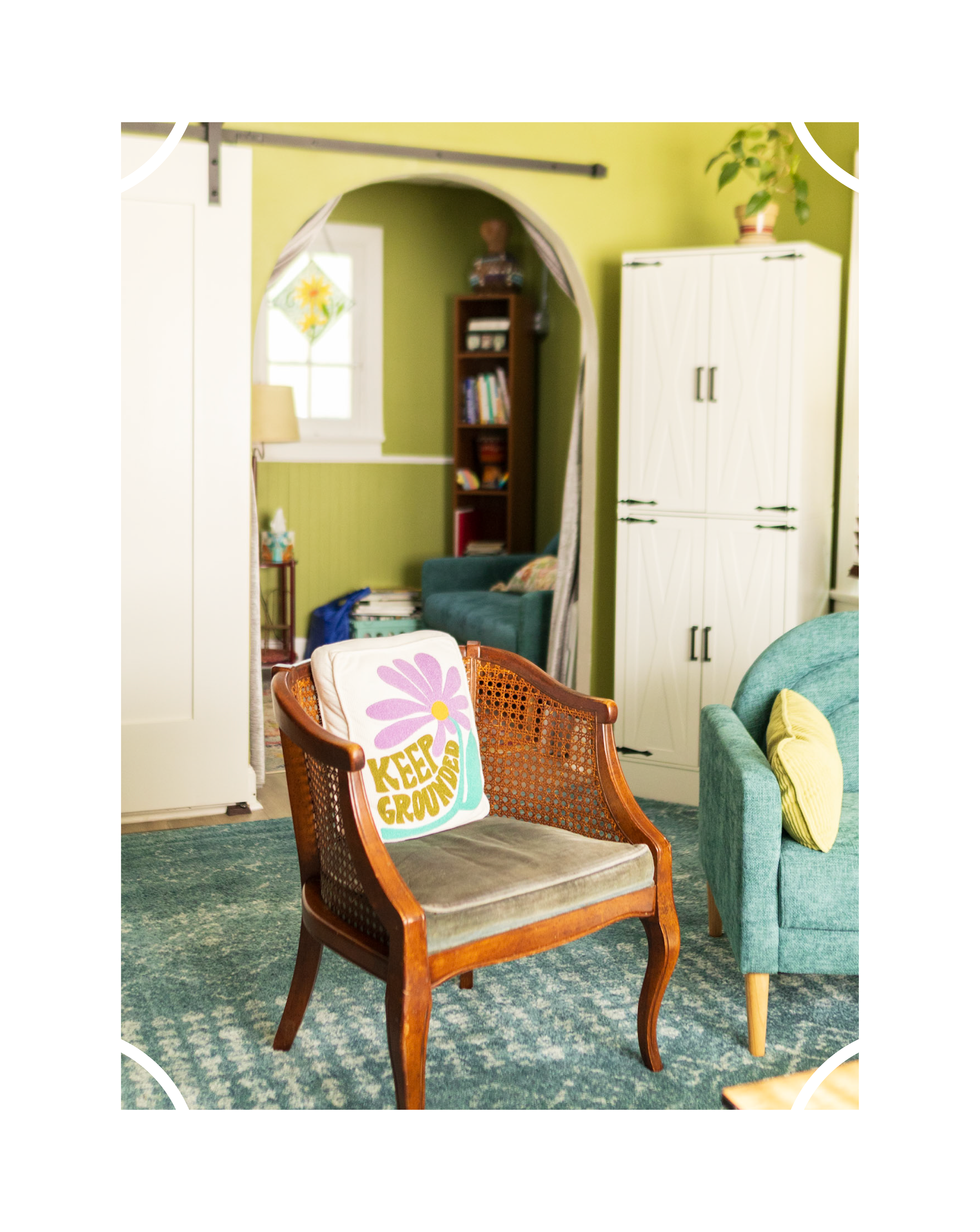 A cute chair that says "keep grounded" at Moxie Counseling in Wichita, Kansas