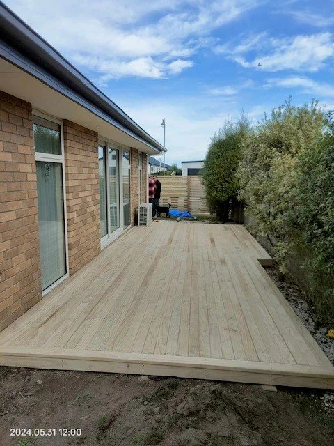 56 sutherland after deck1.jpg