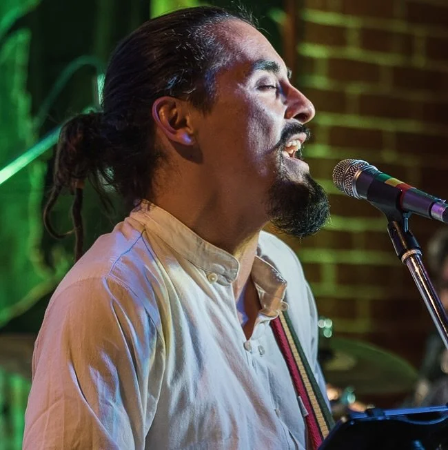 We have a ONE OFF change to our #sundaysessions, with the November session being THIS SUNDAY from 2-5pm instead of our usual second Sunday of the month.

We&rsquo;re delighted rot welcome back one of our favourite regular musicians, Javier from @javi