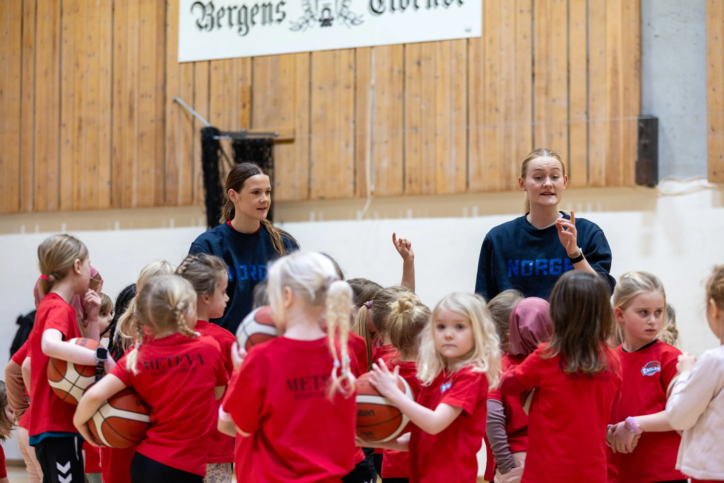 2026-02-08 Jentedag Ulriken-1633.jpg