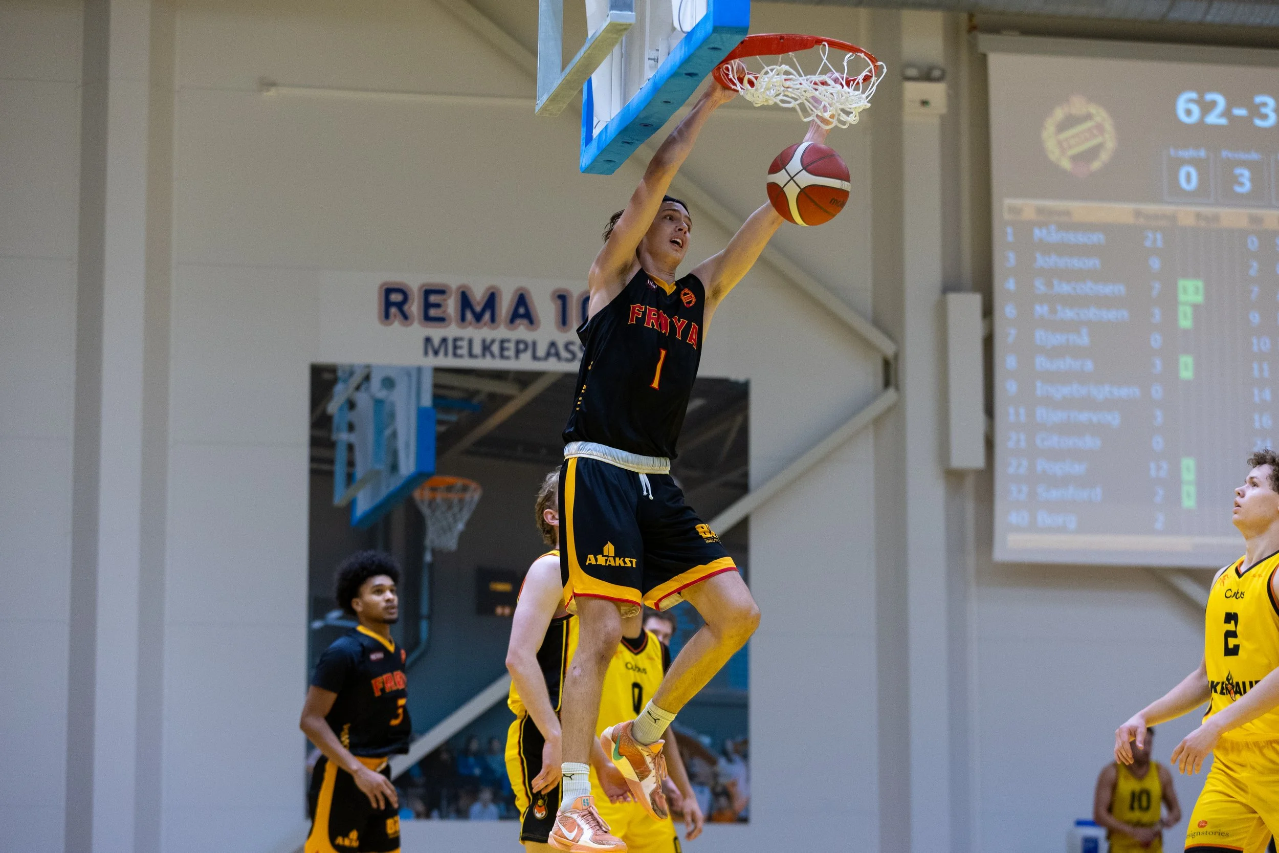 2025-10-26 Frøya-Asker_FrøyaII-0409.jpg