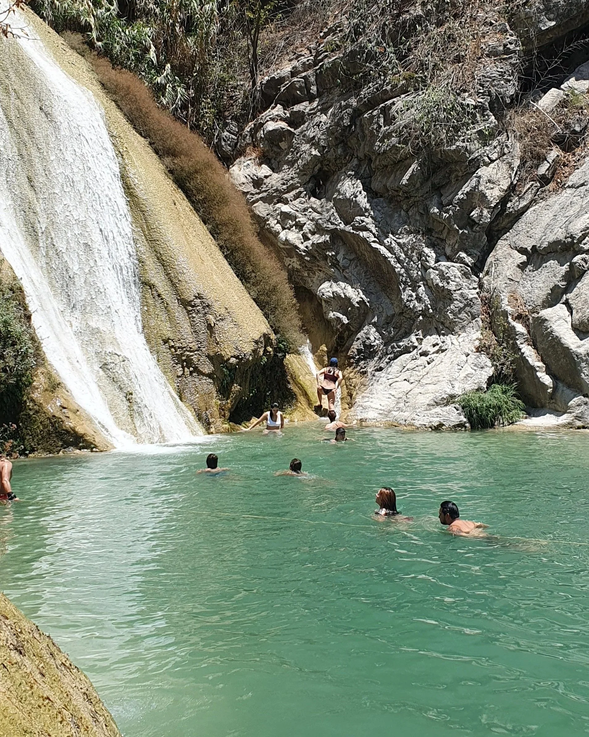 el-aguacate-ahuehuetla-puebla-cascadas.jpg
