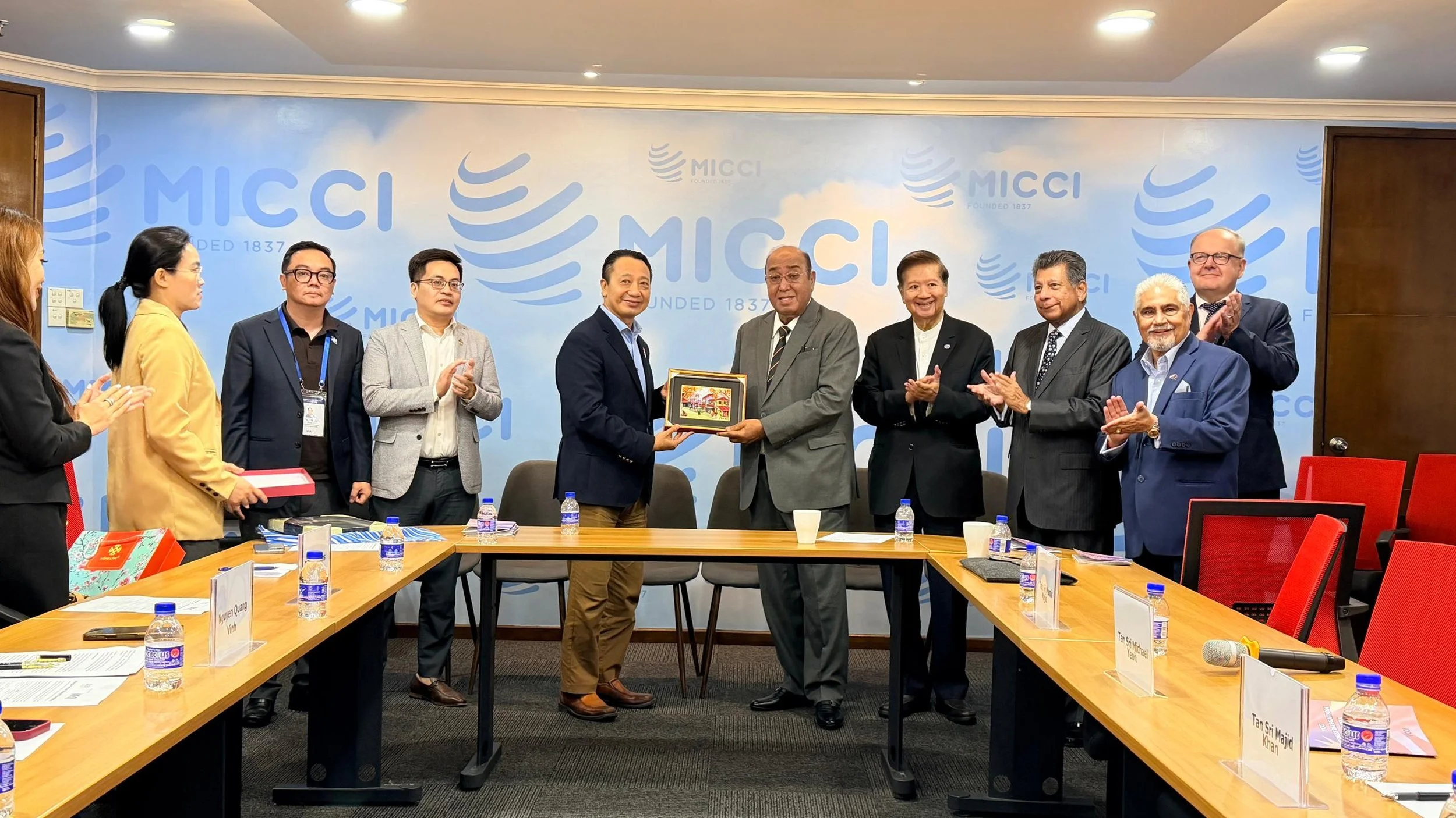 Malaysian and Vietnamese Trade Delegation meeting at ASEAN Summit in October 2025