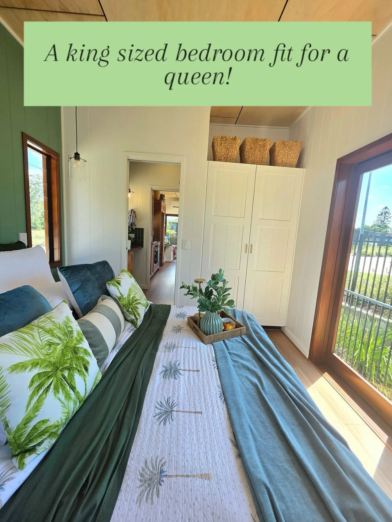 Our king sized bedroom In the Bangalow XL. Don't you think you deserve it.
#tinynoosa #tinyhouseaustralia #tinyhousedesign #tinyhomeexpo #tinyhousemovement 

🏡Tiny Noosa
📌Taylor Court, Cooroy 
☎️0406 989 258 
🌐Tinynoosa.com.au