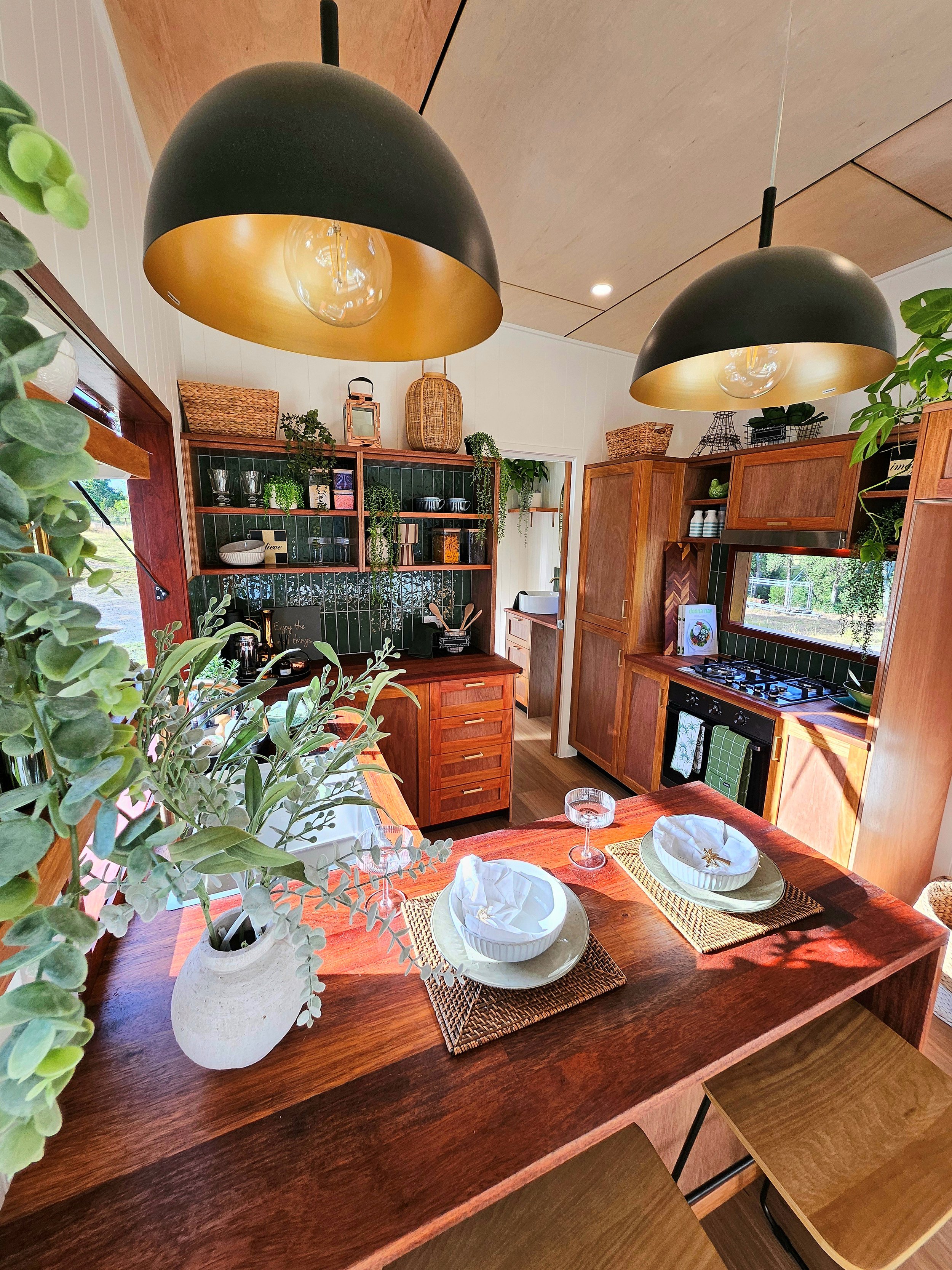 FB Ad Kitchen1 hidef.jpg