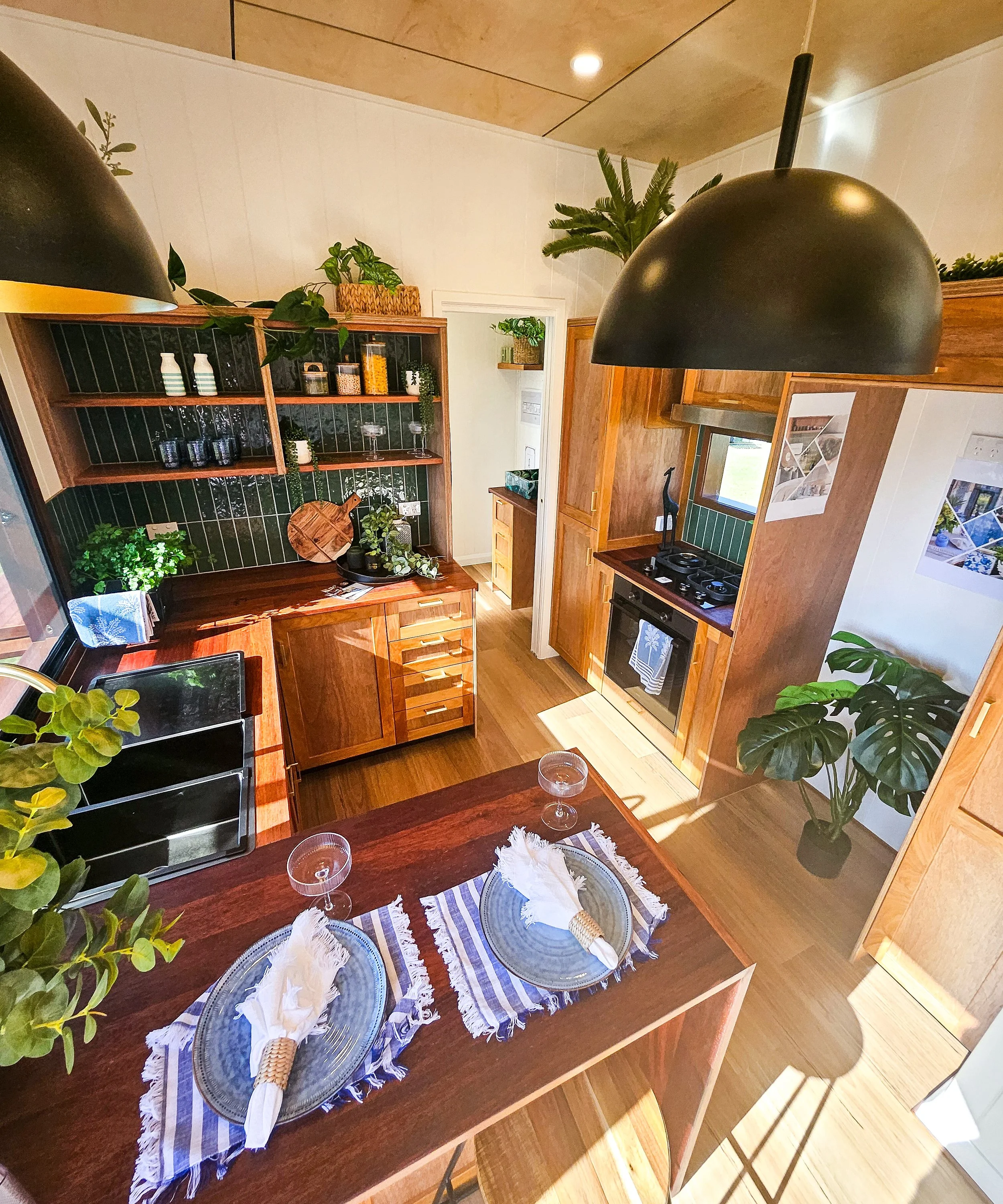Tiny Noosa - Bespoke Tiny Home Builders specialising in Bespoke Wooden ...