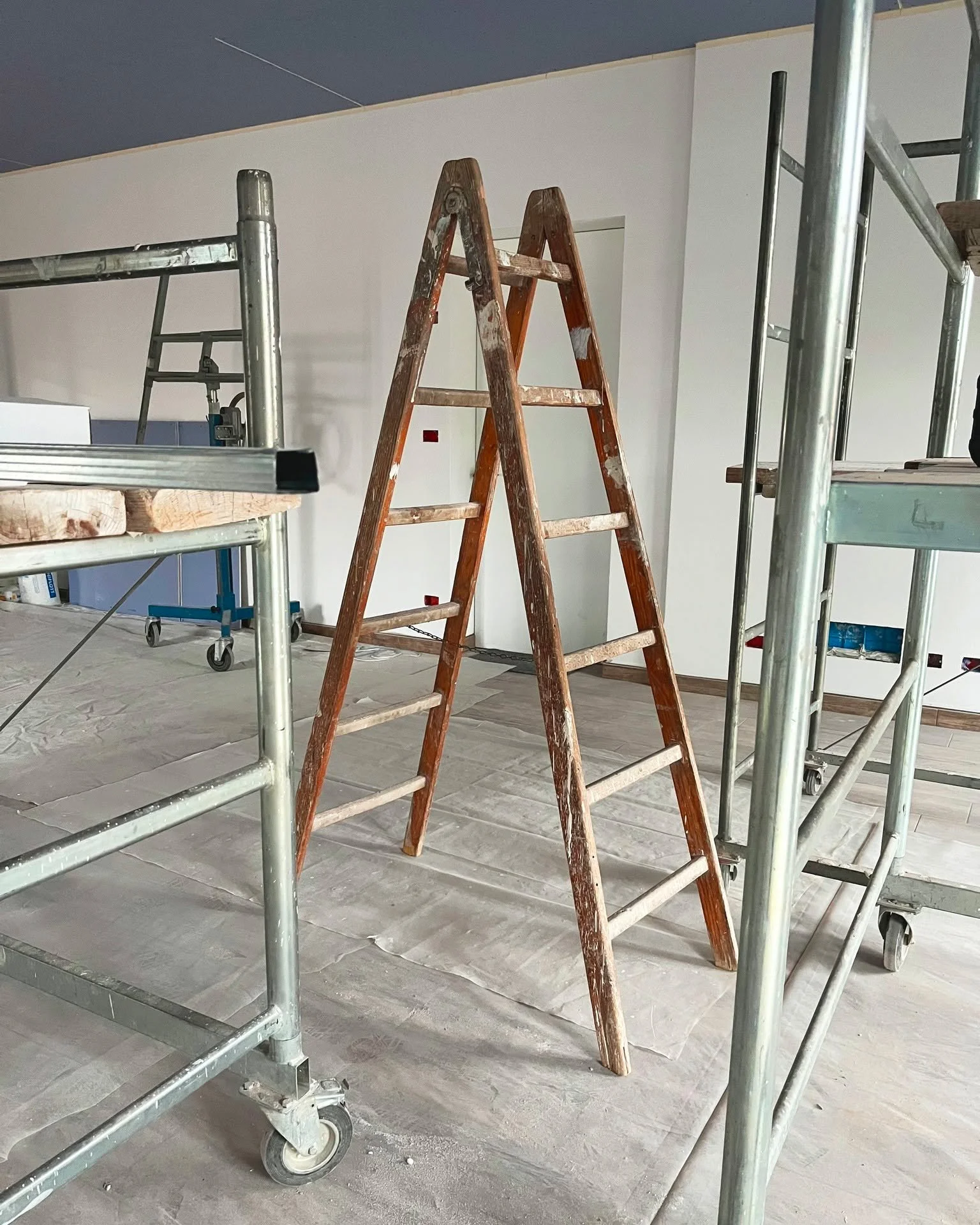 Settembre: il mese in cui riparte tutto. Dopo una pausa rigenerante, torniamo in cantiere per portare a termine dei bellissimi progetti! 🔨

 #interiordesign #interiordesigner #renovation