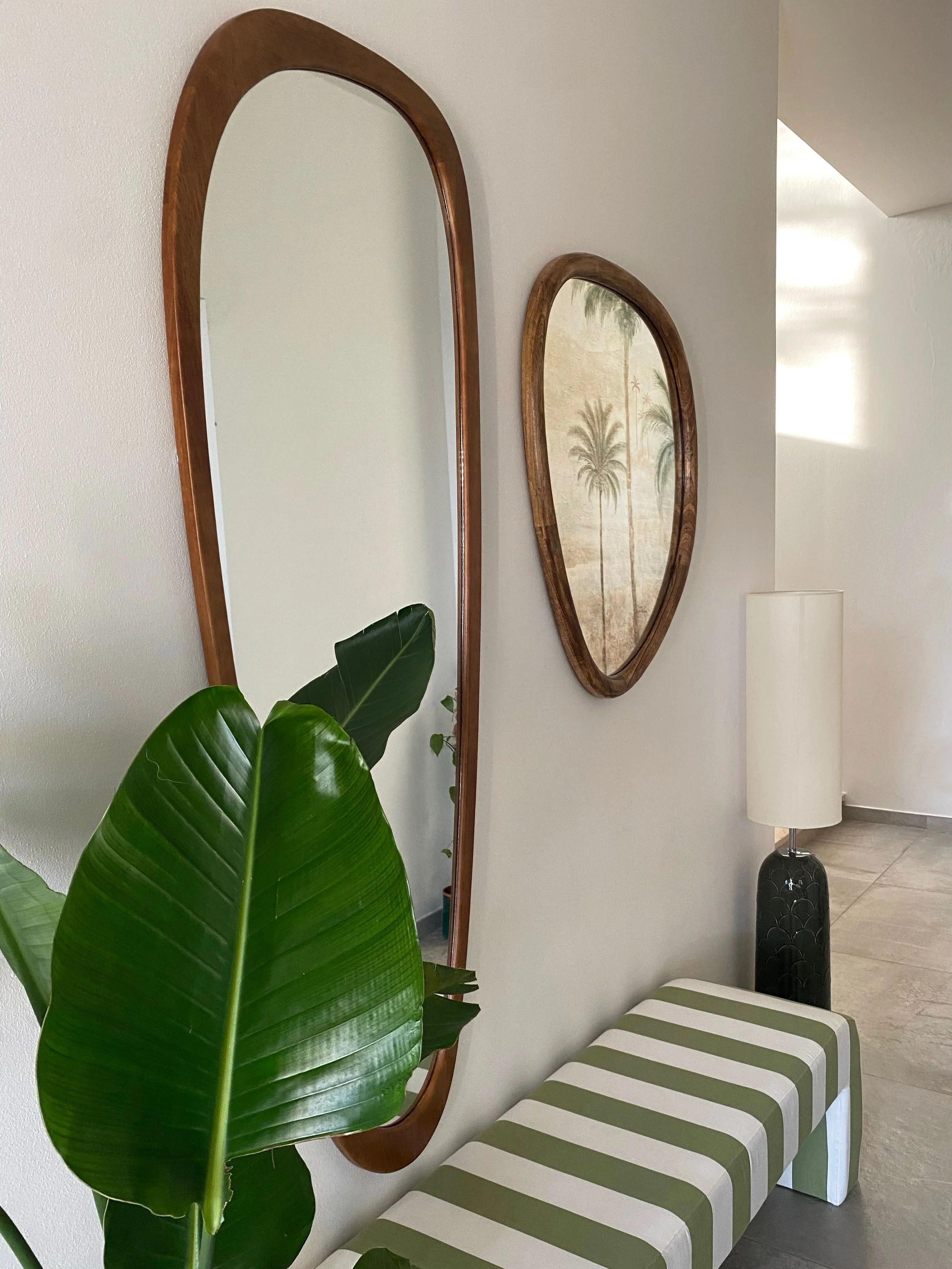 I primi scorci di un progetto che sta prendendo forma pian piano, e con il tempo ci sta regalando splendide soddisfazioni 🌱

#interiordesign #interiorstyling