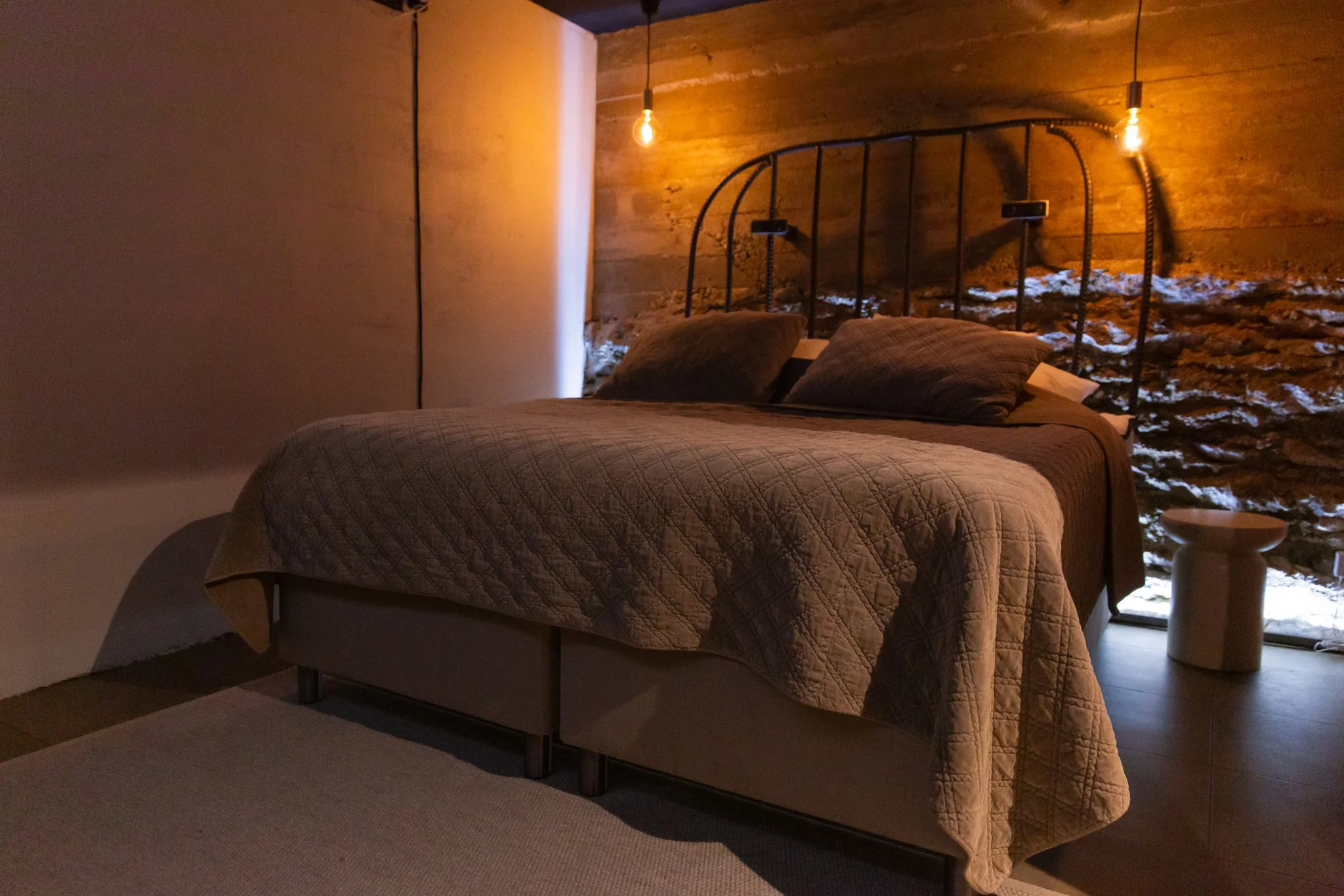 Alakerran makuuhuone