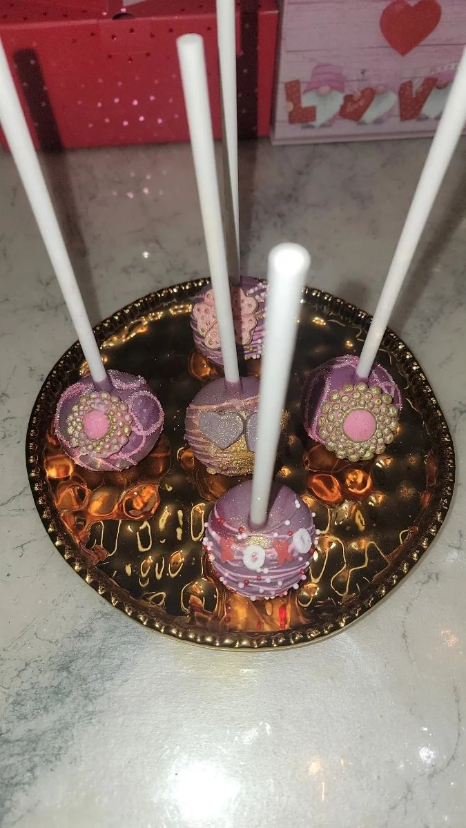 Bejeweled cakepops