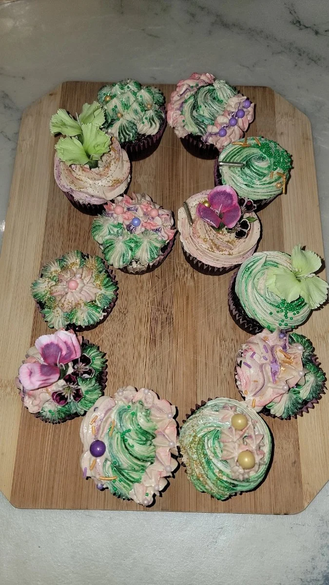 March 8 cupcakes