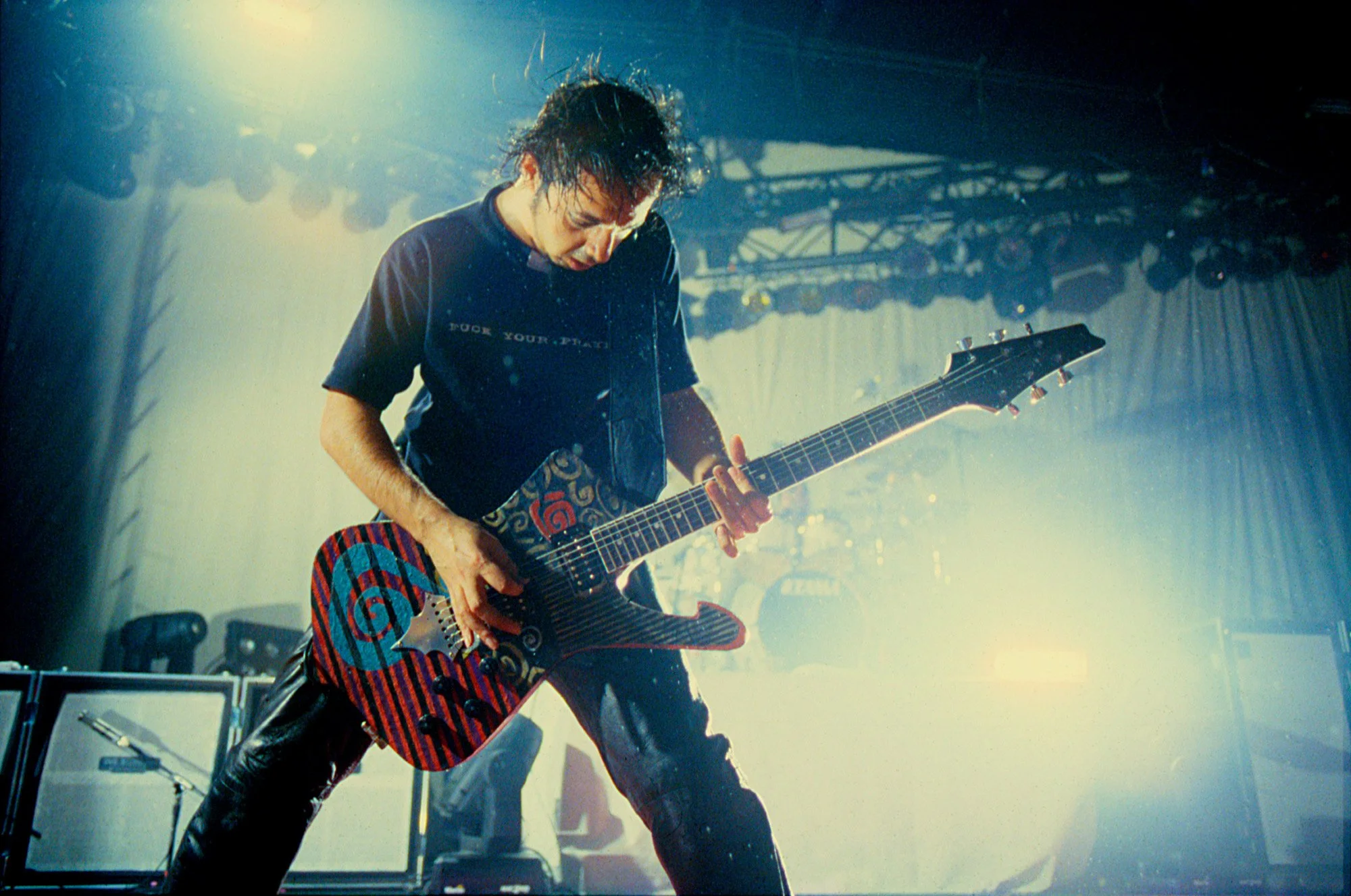 DARON MALAKIAN of 'System of a Down', Austin Texas, 2002