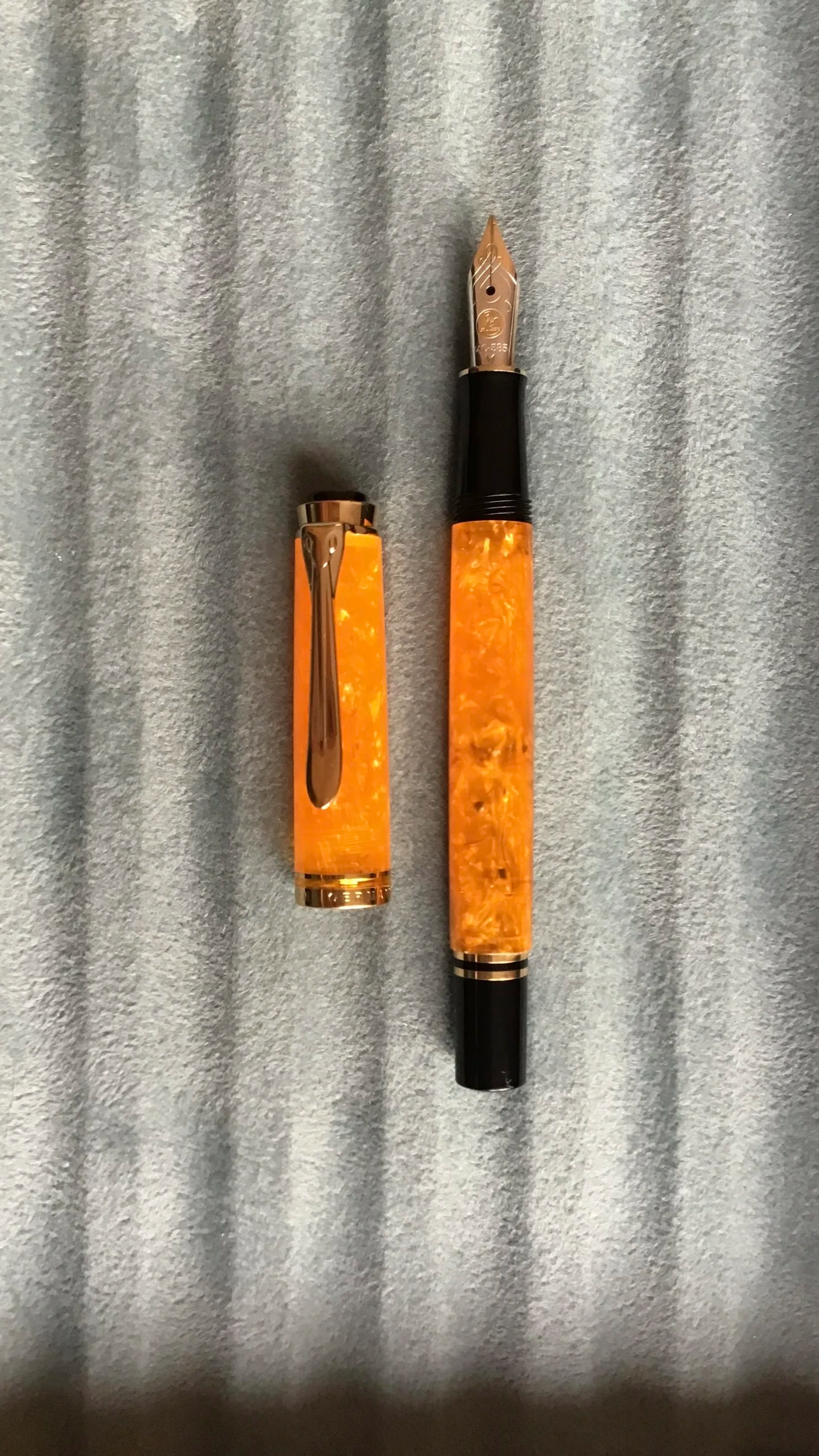 Pelikan M320 Souverän Fountain Pen