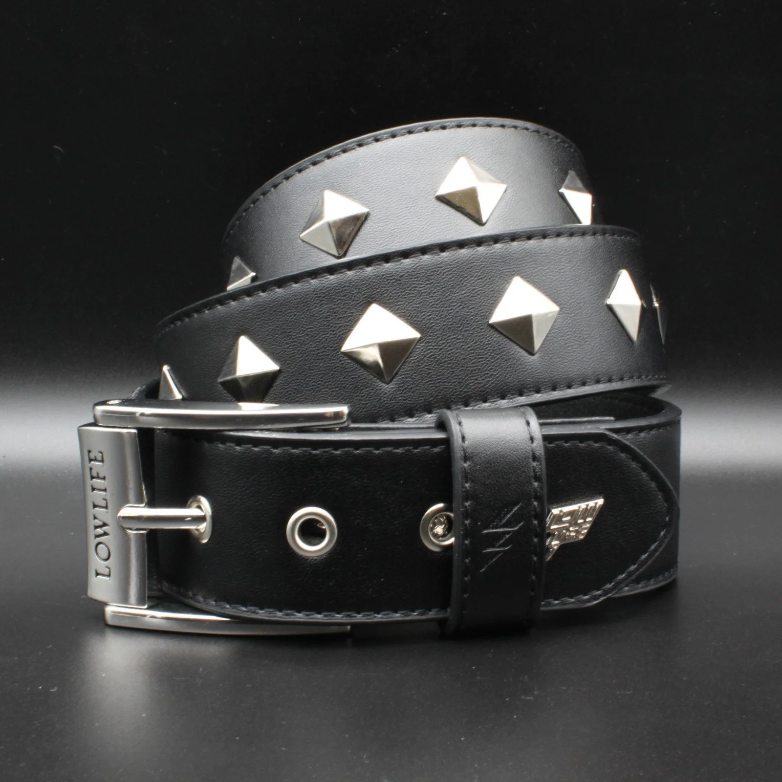 lowlife-solitaire-leather-belt-black-and-silver-ll675-blksil-b.jpg