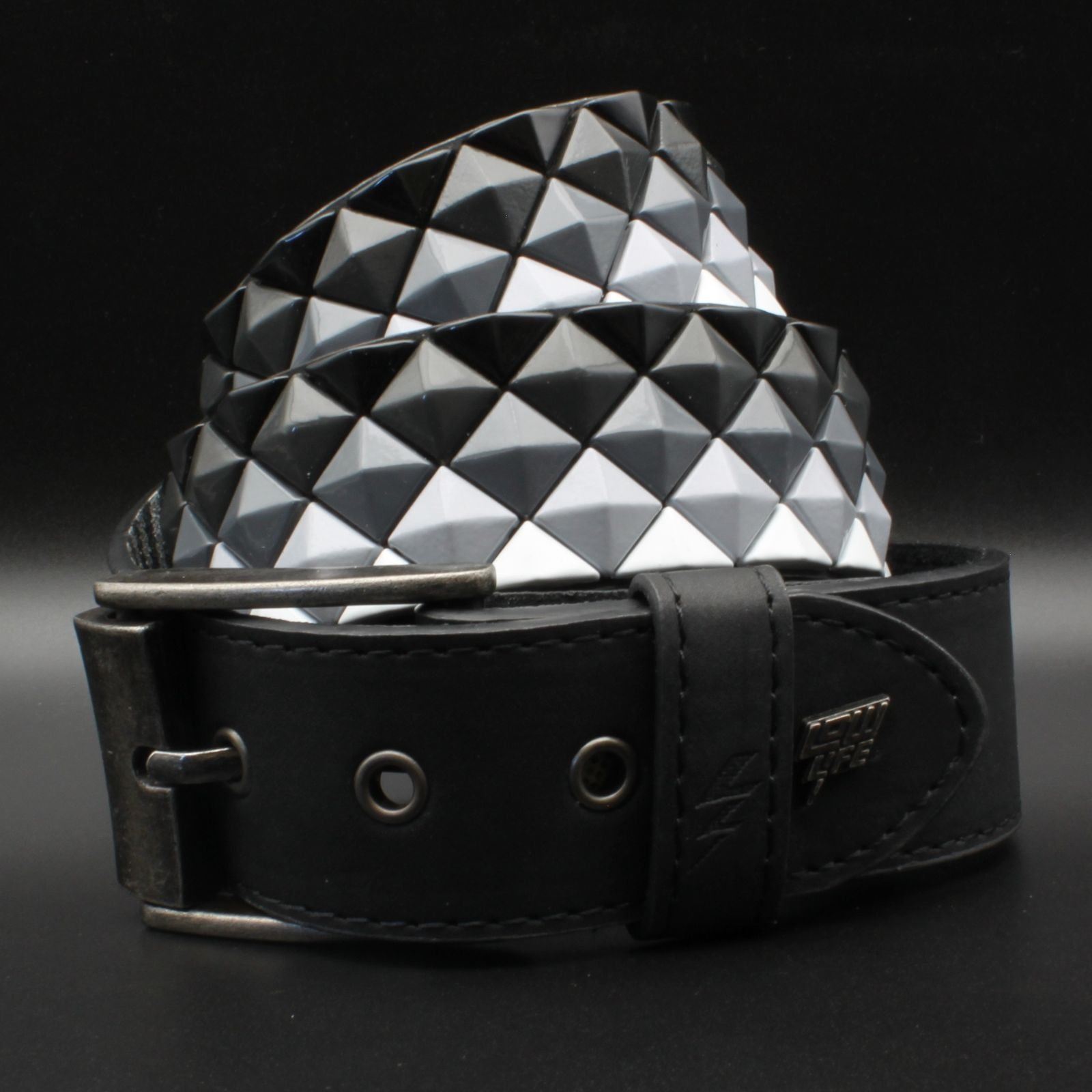 Armor Leather Belt in Black and White
