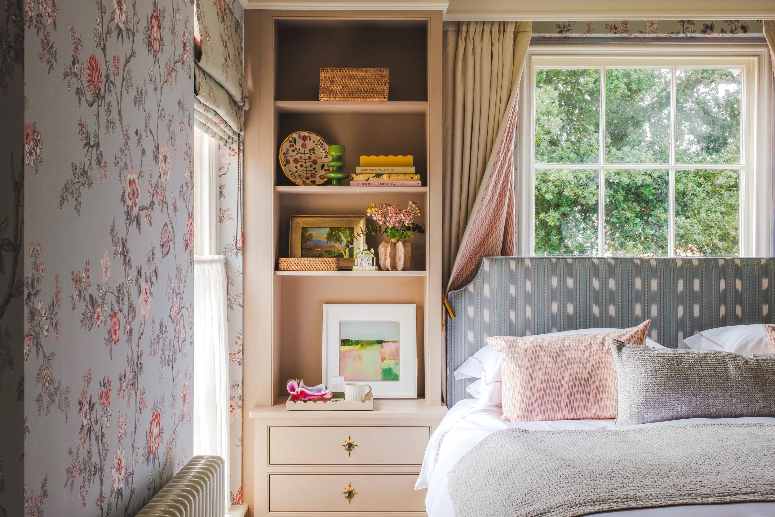 Cottage Aesthetic Interior Design. Lewis and Wood Indienne wallpaper. Colefax & Fowler fabric. Ian Sanderson fabric. Woodbridge Suffolk Interior Designer