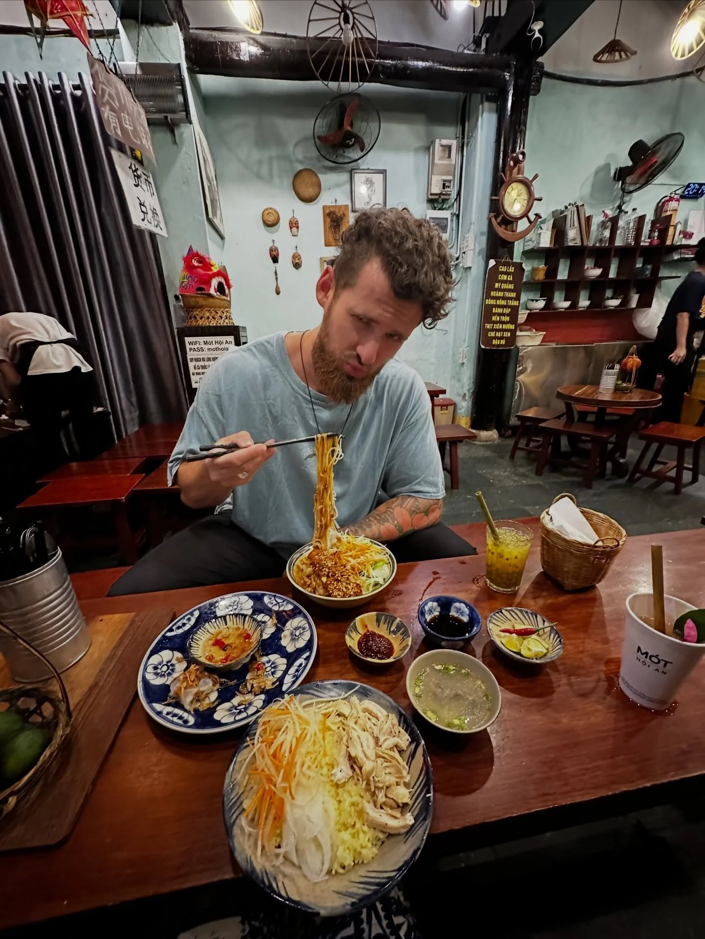 2 years ago I was living out a dream of mine.

To be travelling the world with my beautiful wife, working completely online and still affording to live.

From Interrailing Europe, to bouncing around Asia and then living in Spain, it was pretty incred