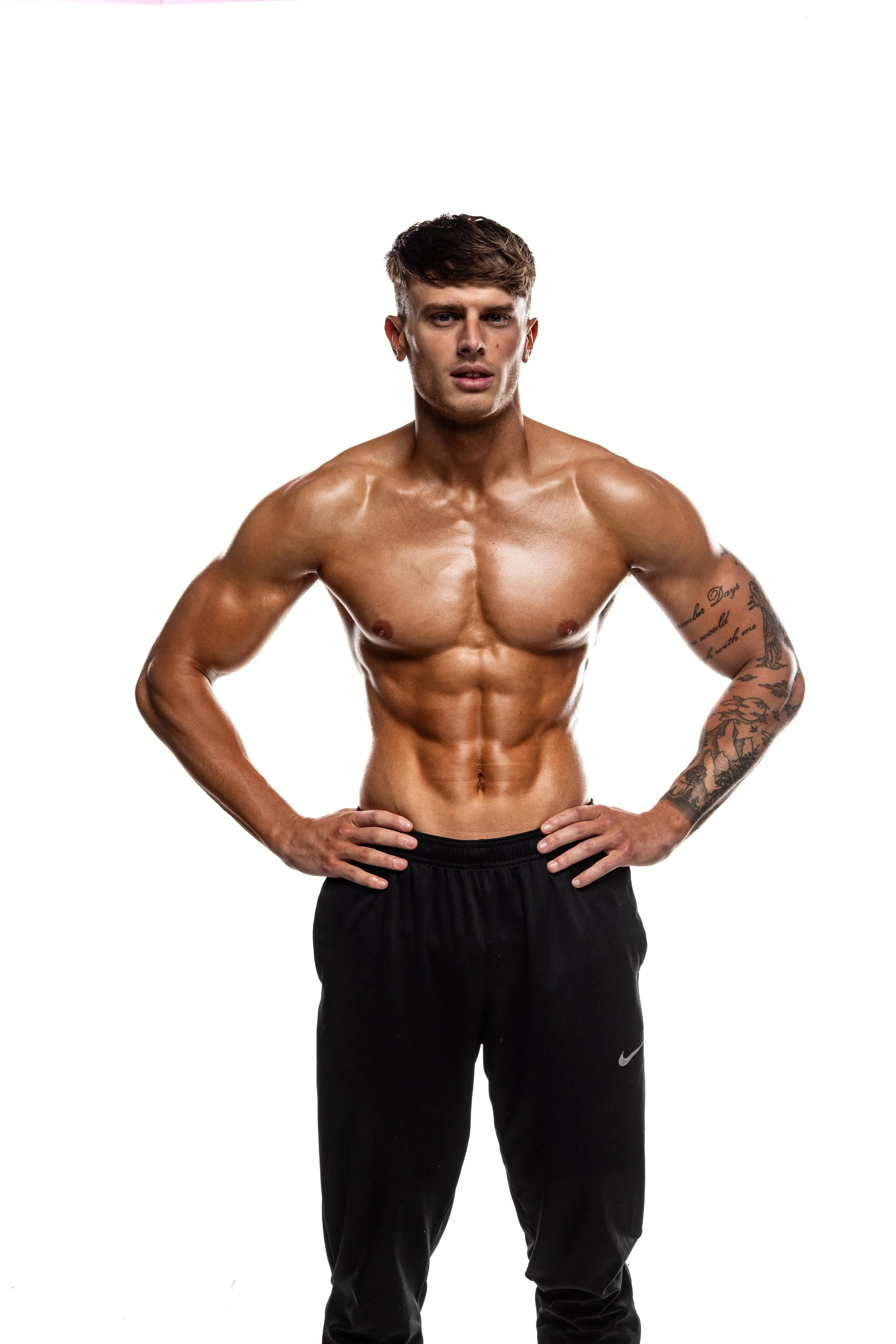 WhatsApp Image 2025-11-27 at 20.54.05 (2).jpeg