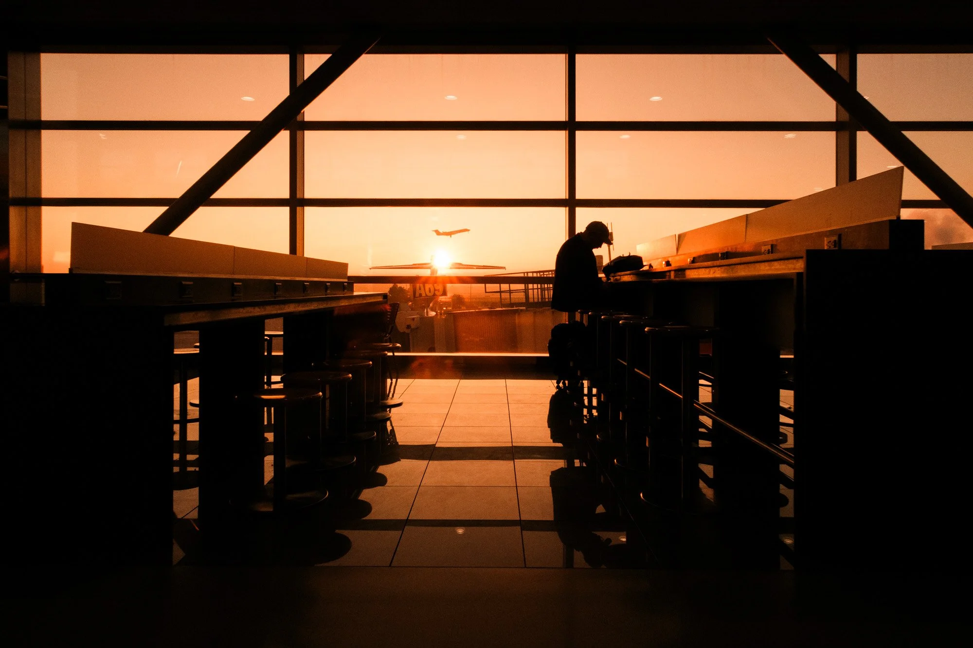 IMG_3767_Detroit International Airport Sunset.jpg